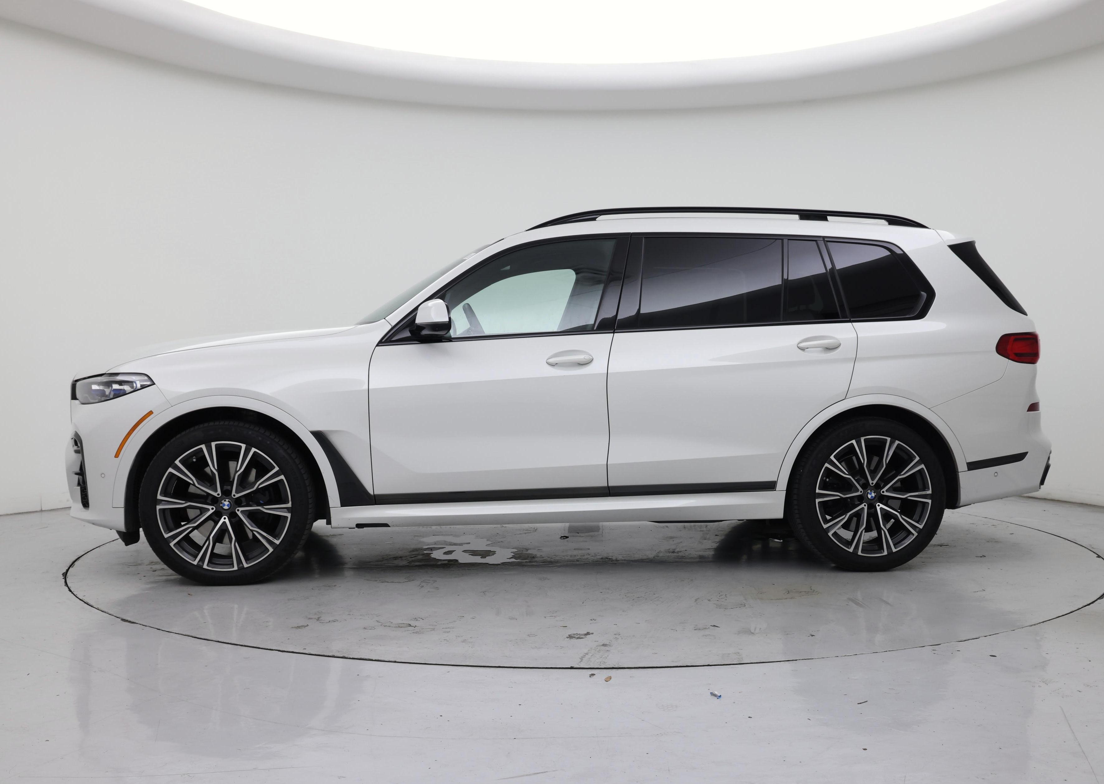 Thumbnail: 2021 BMW X7 - 3
