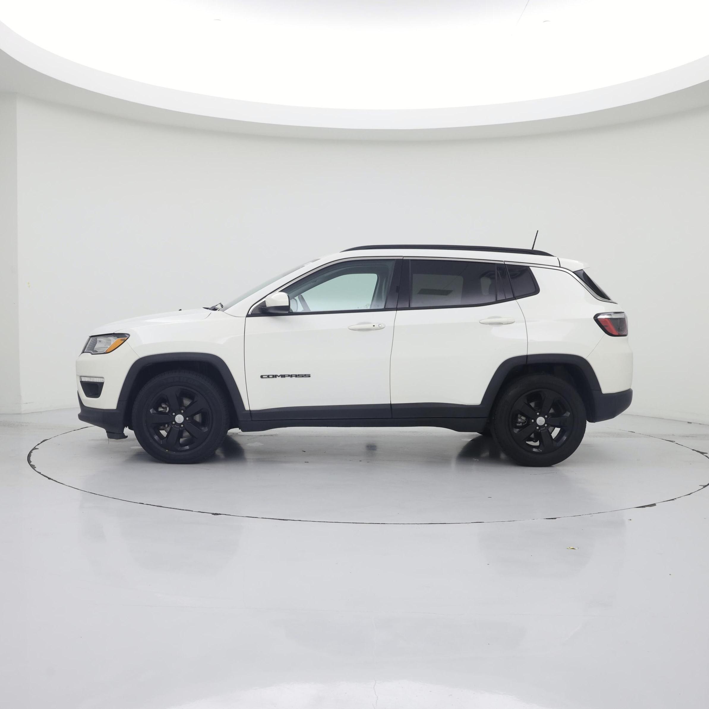 Thumbnail: 2021 Jeep Compass - 3