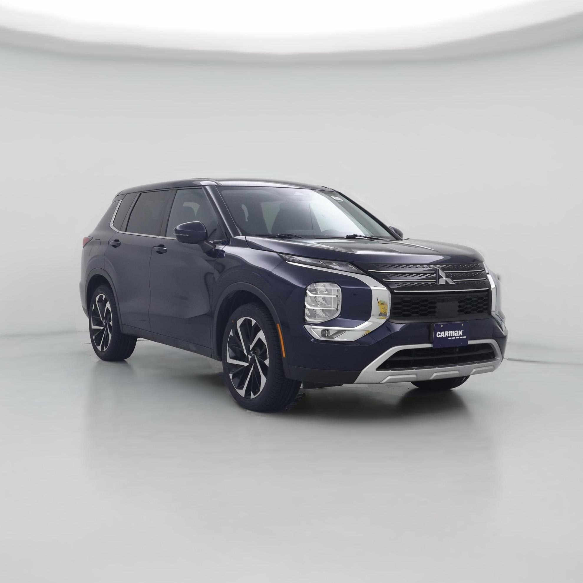 Thumbnail: 2024 Mitsubishi Outlander - 1