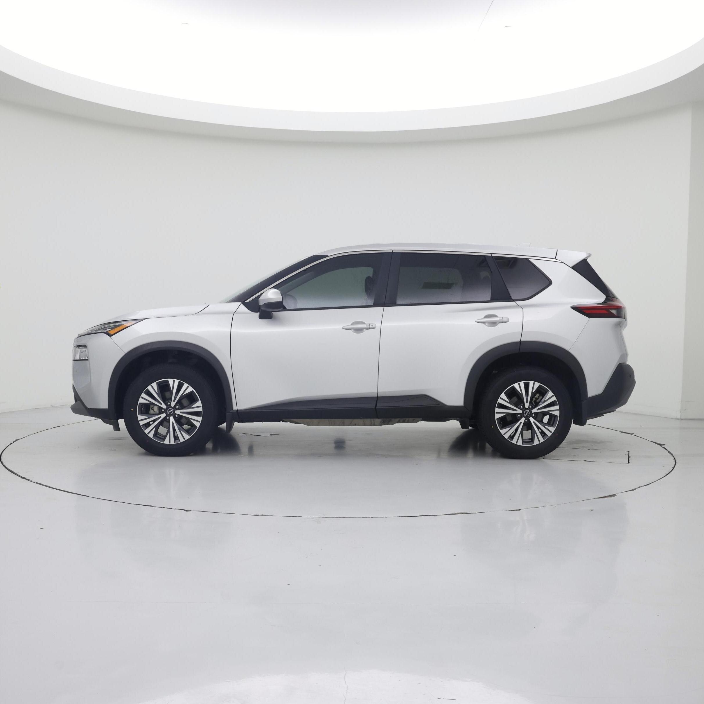 Thumbnail: 2022 Nissan Rogue - 3