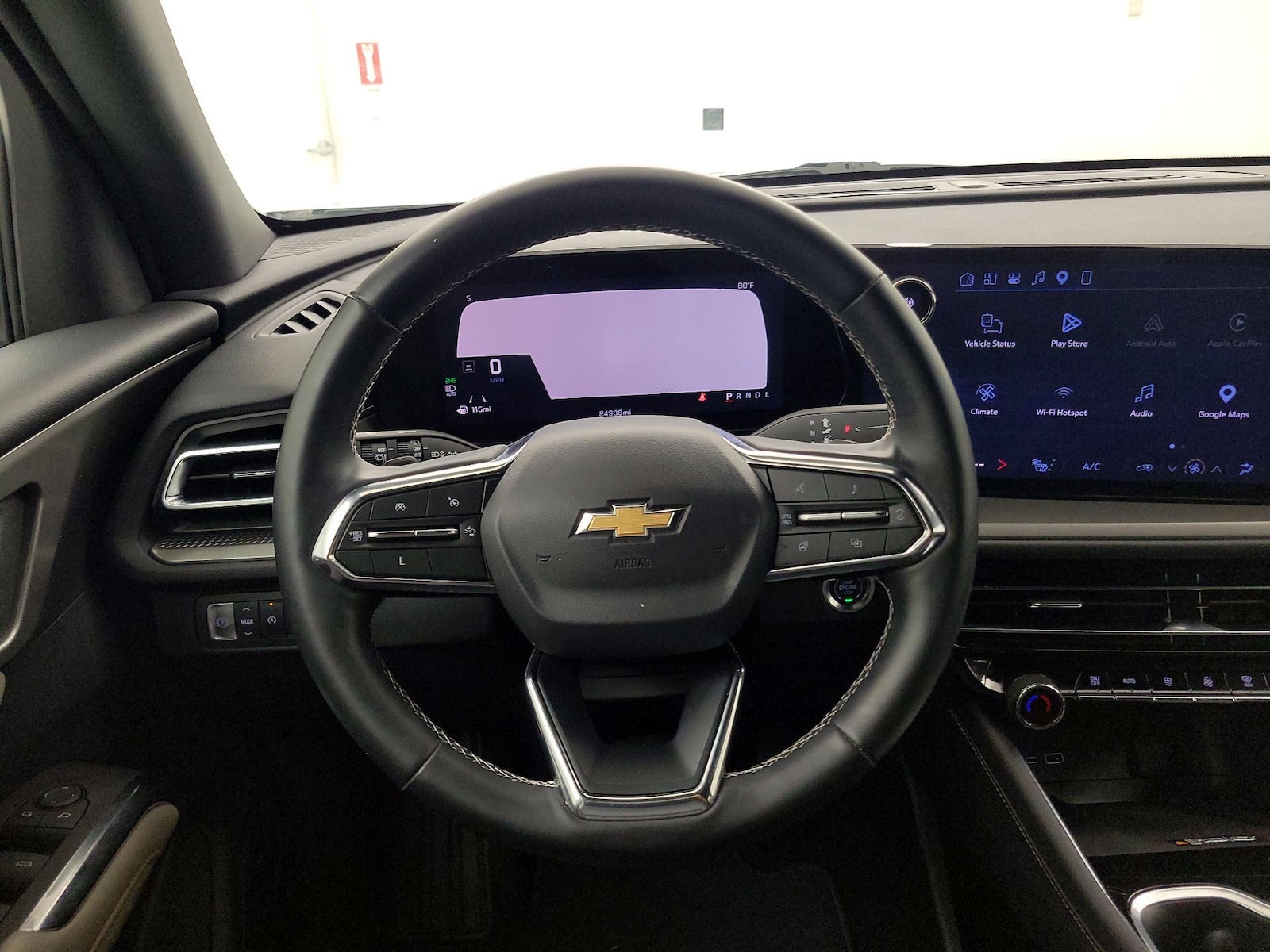 2024 Chevrolet Traverse 1LT - Photo 11