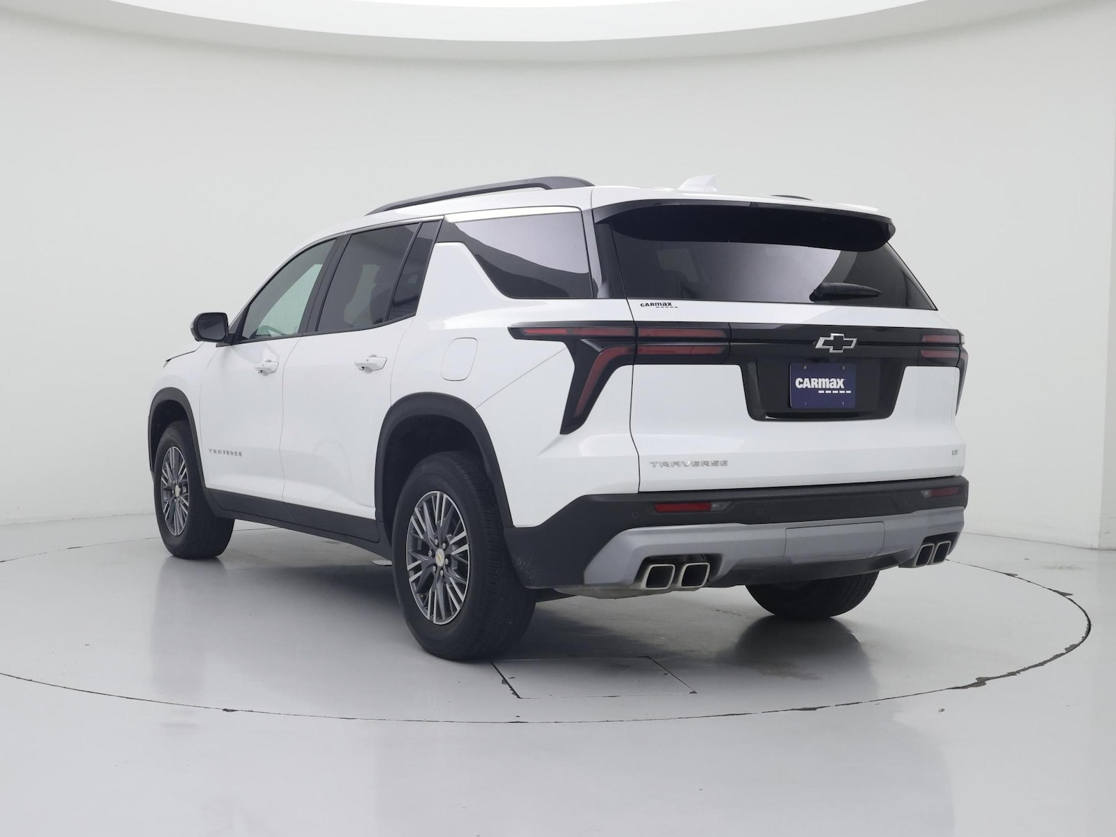 2024 Chevrolet Traverse 1LT - Photo 3