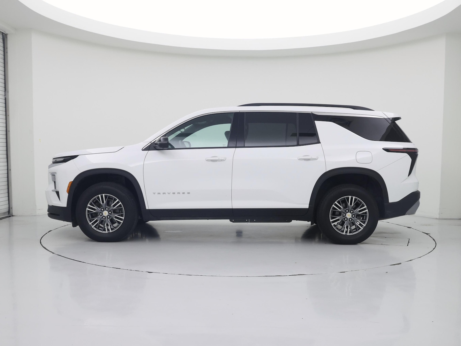 2024 Chevrolet Traverse 1LT - Photo 4