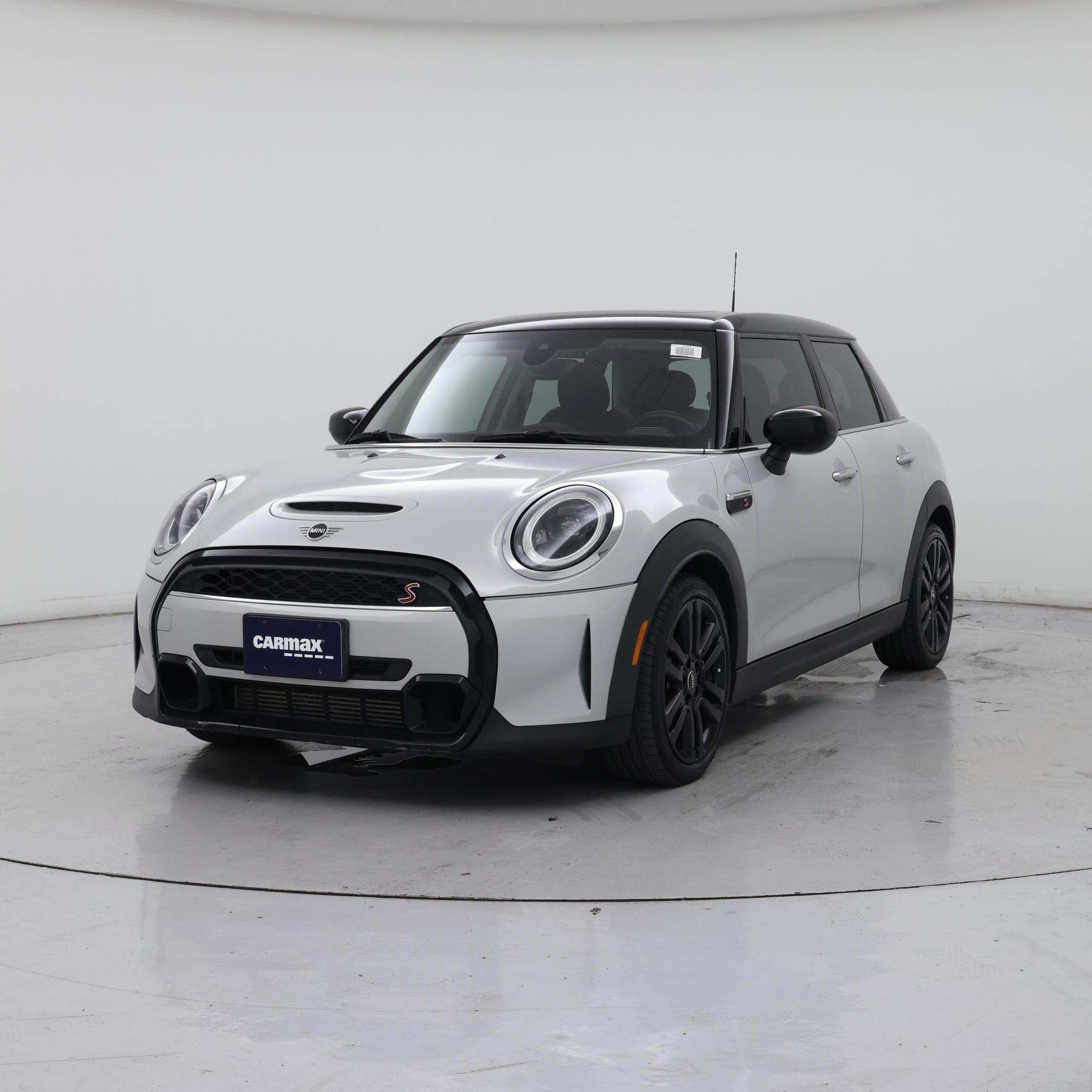 Thumbnail: 2022 MINI Cooper Hardtop - 4