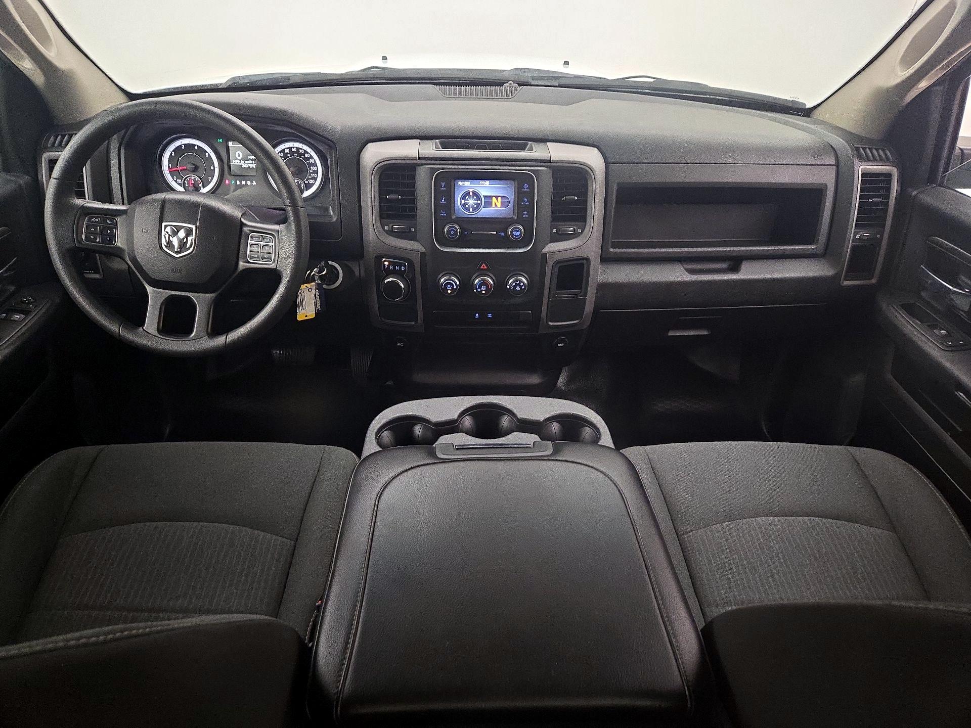 Thumbnail: 2023 RAM 1500 Classic - 9