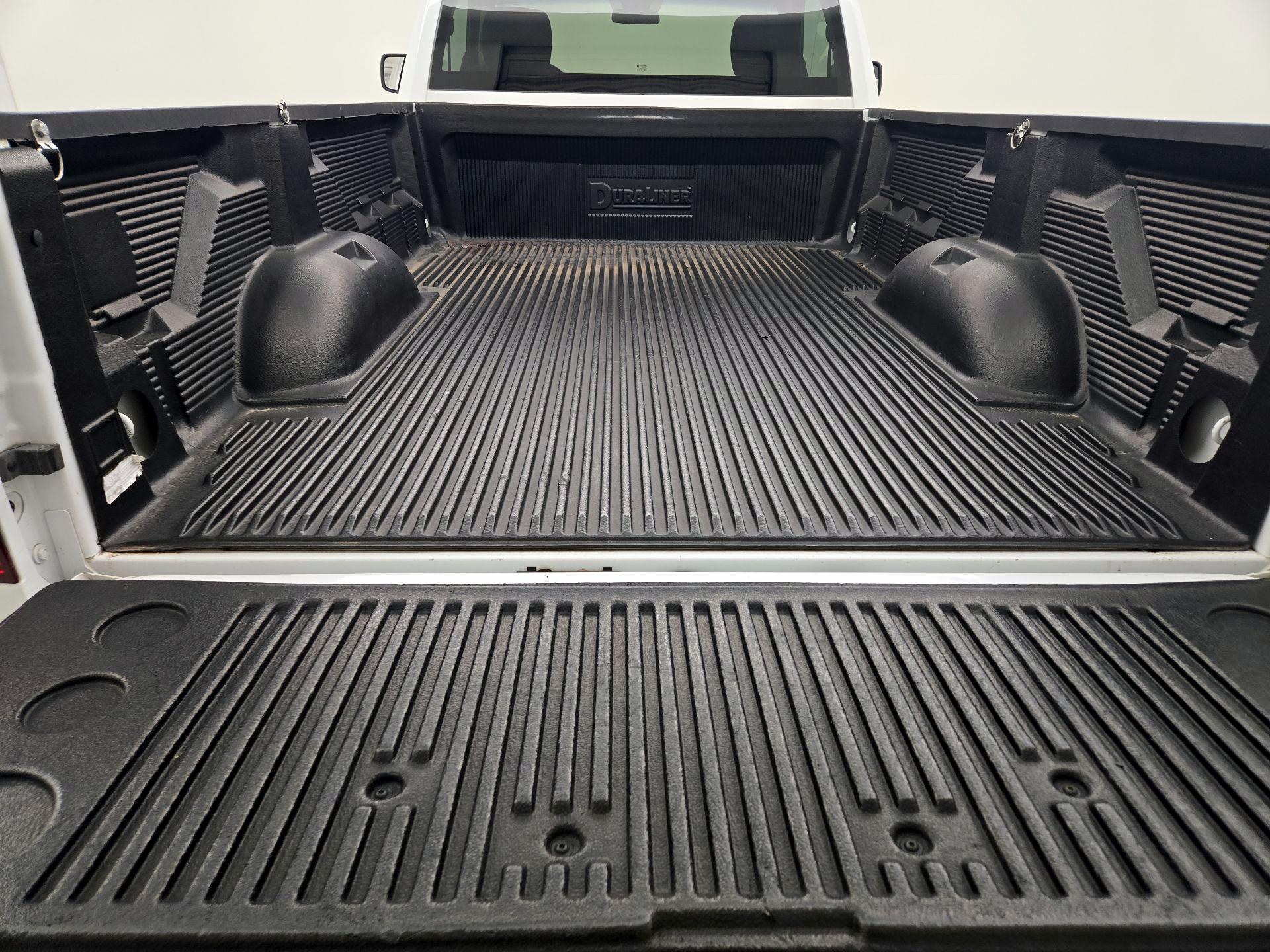 Thumbnail: 2023 RAM 1500 Classic - 19