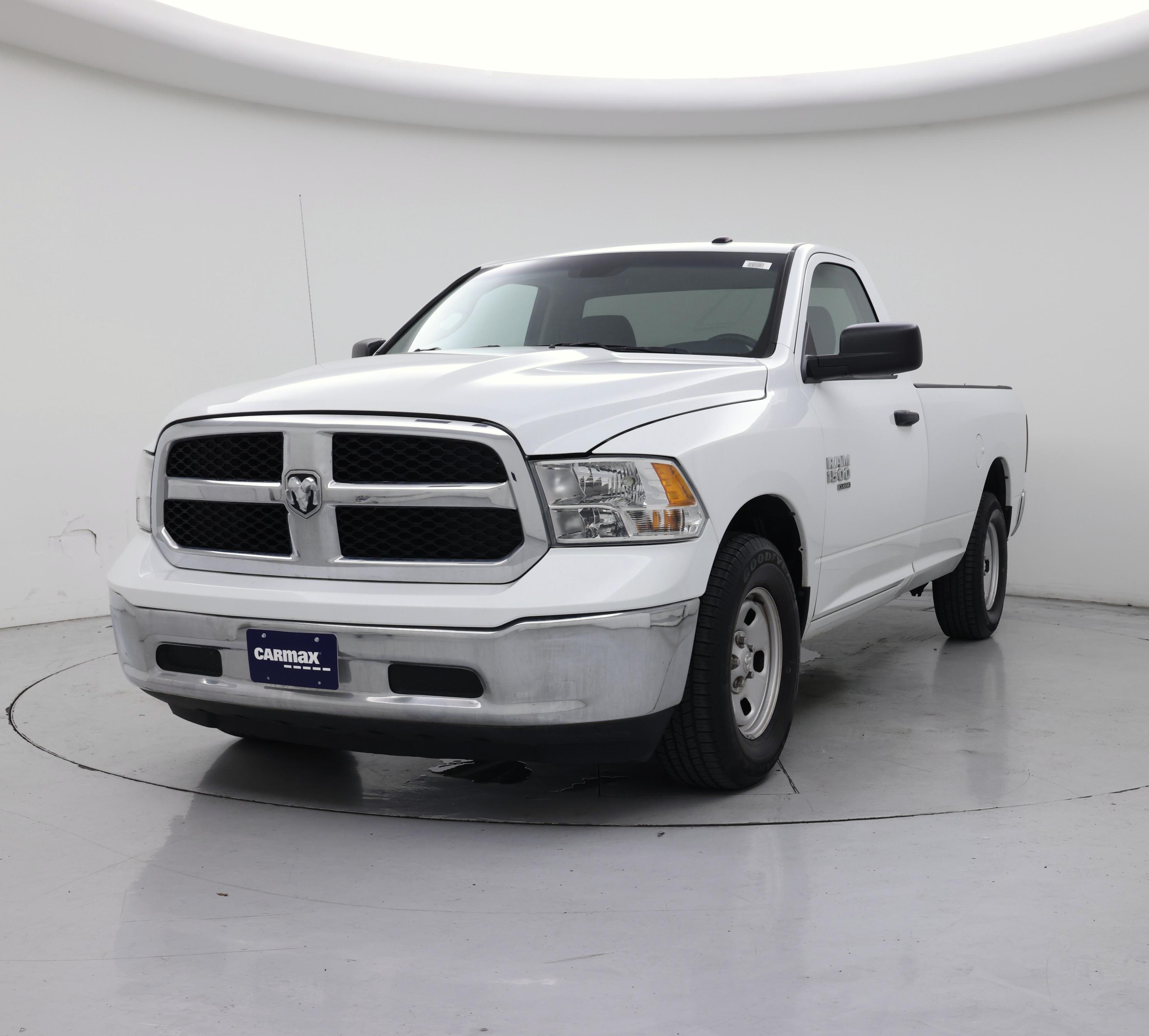 Thumbnail: 2023 RAM 1500 Classic - 4