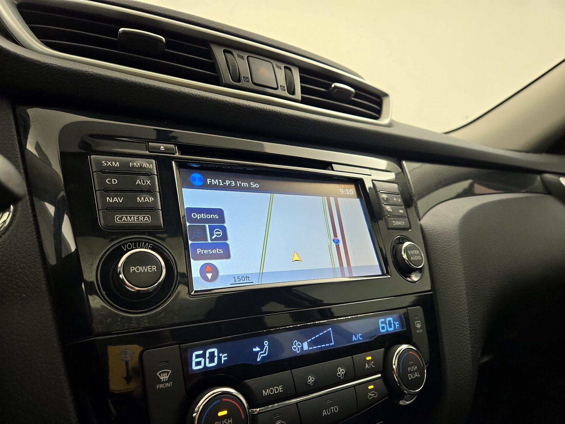 Thumbnail: 2015 Nissan Rogue - 14