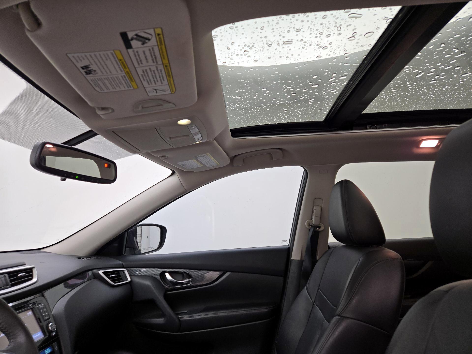 Thumbnail: 2015 Nissan Rogue - 20