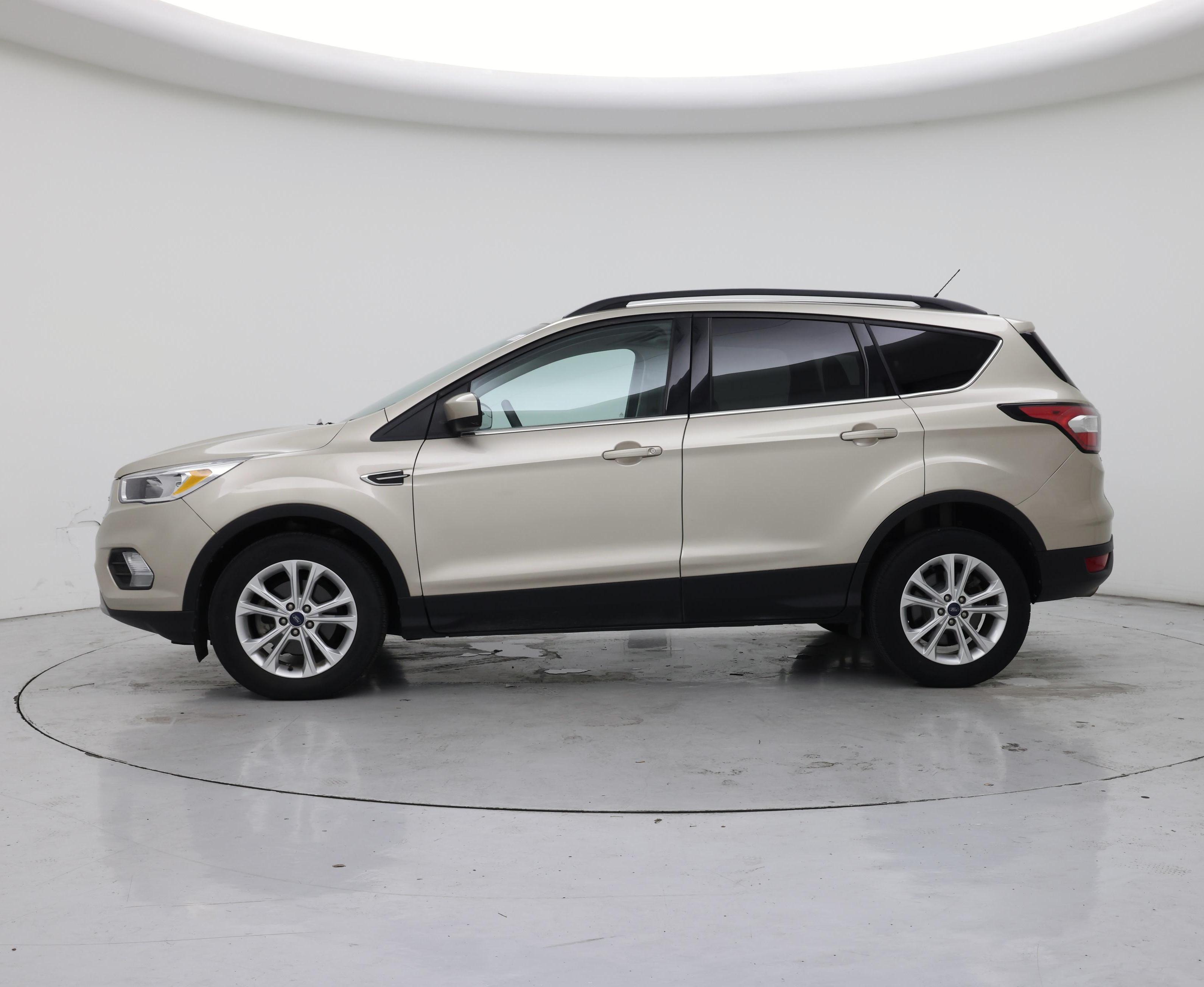 Thumbnail: 2018 Ford Escape - 3