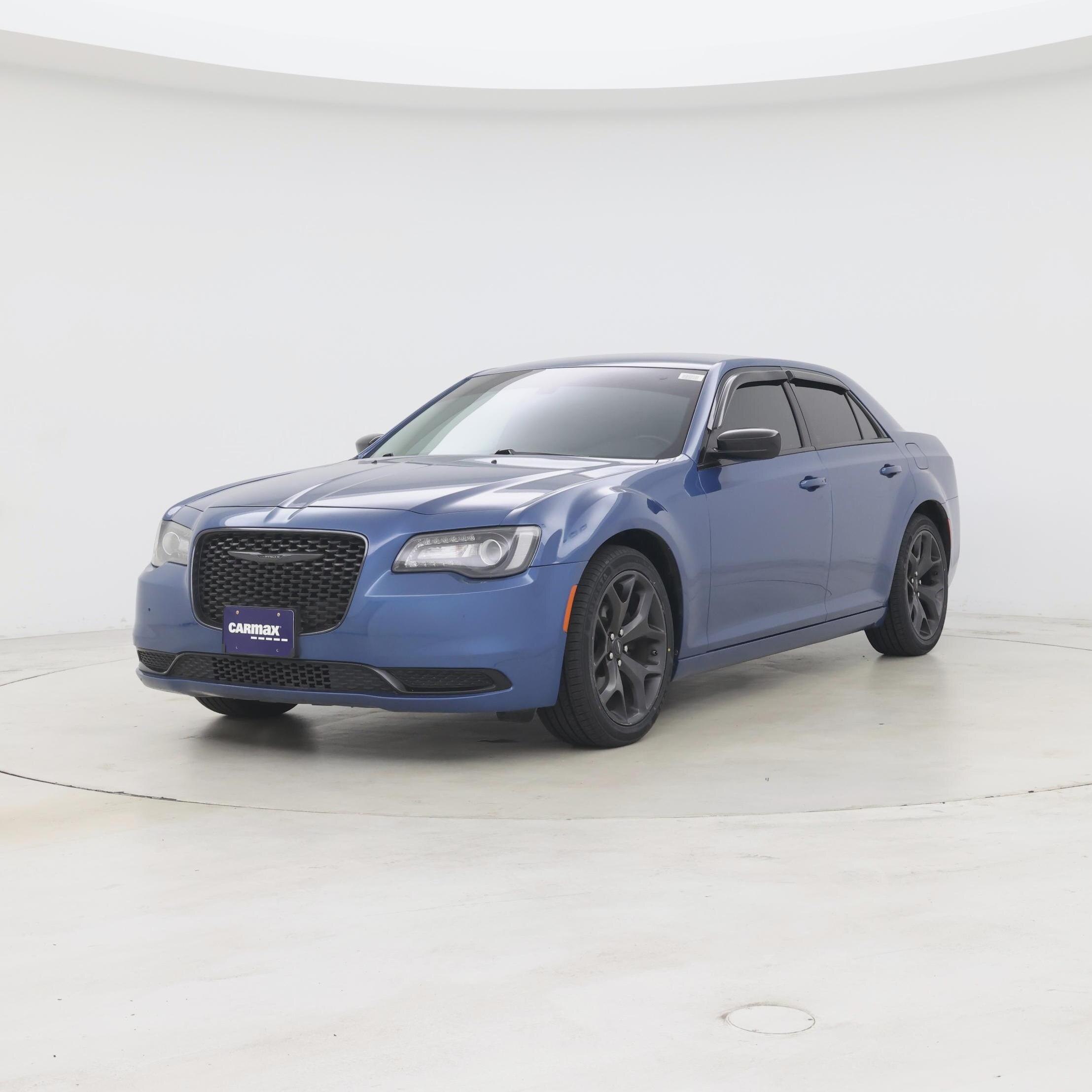 Thumbnail: 2022 Chrysler 300 - 4