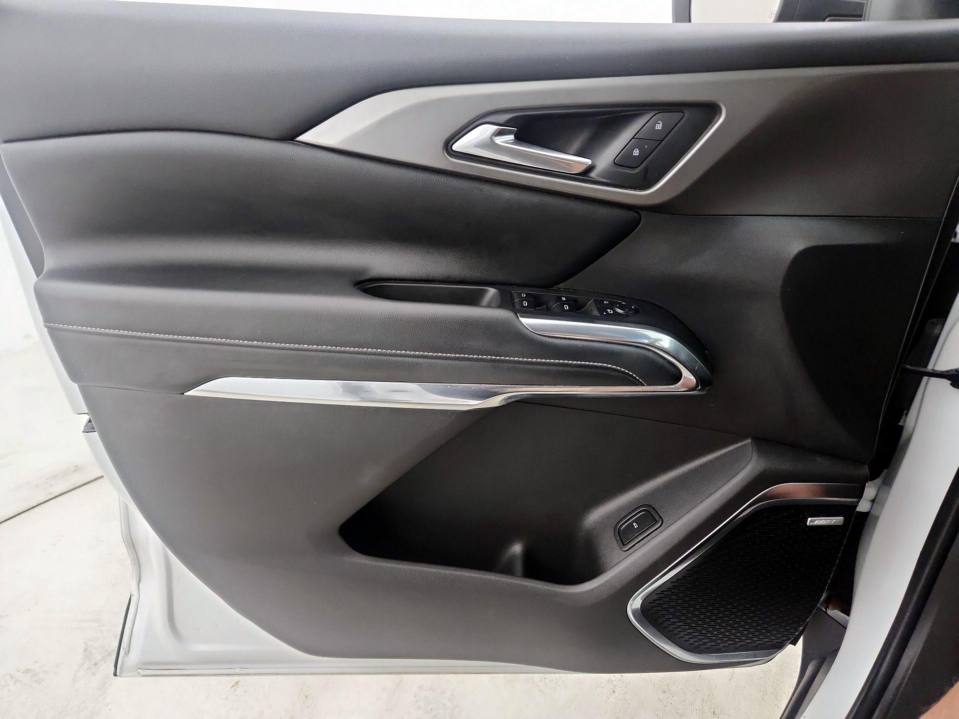 Thumbnail: 2025 Chevrolet Traverse - 12