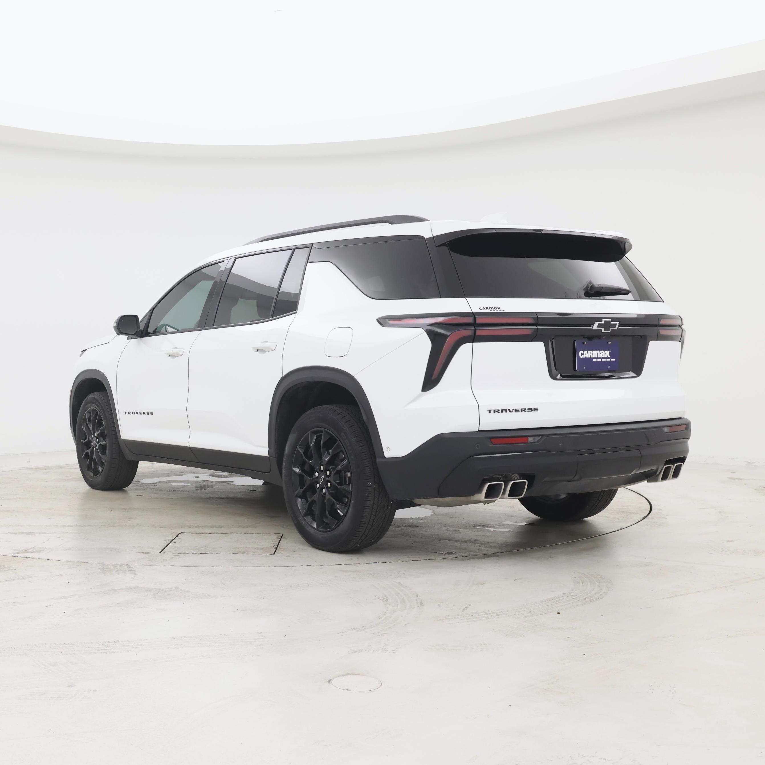 Thumbnail: 2025 Chevrolet Traverse - 2