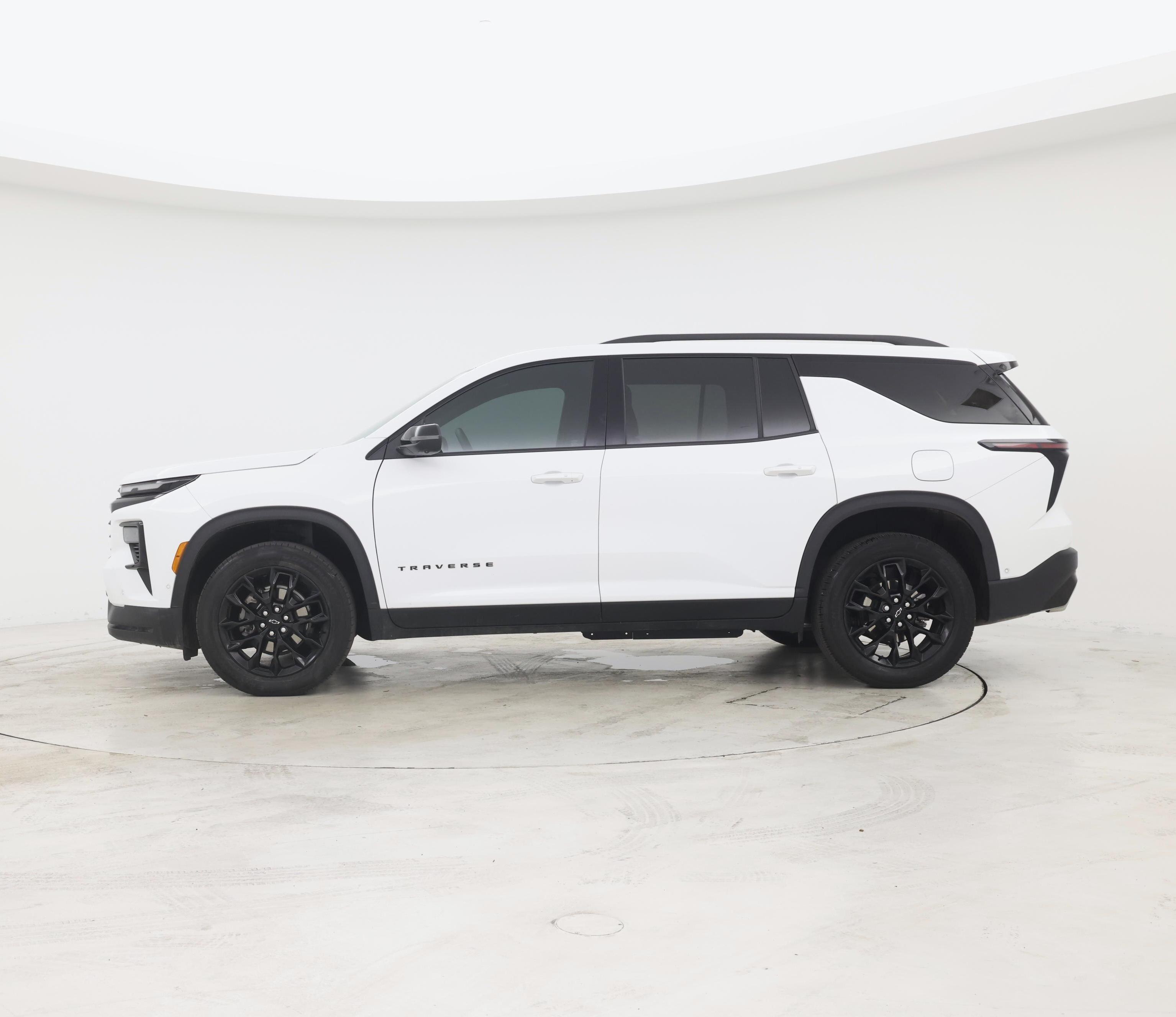 Thumbnail: 2025 Chevrolet Traverse - 3