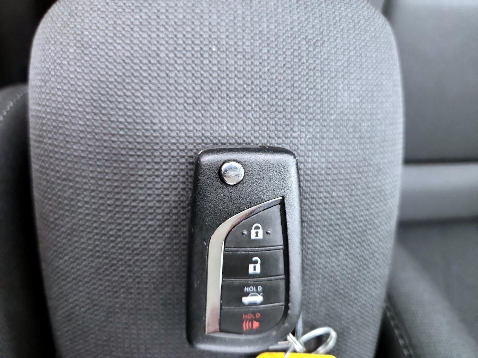 2023 Toyota Corolla LE - Photo 23