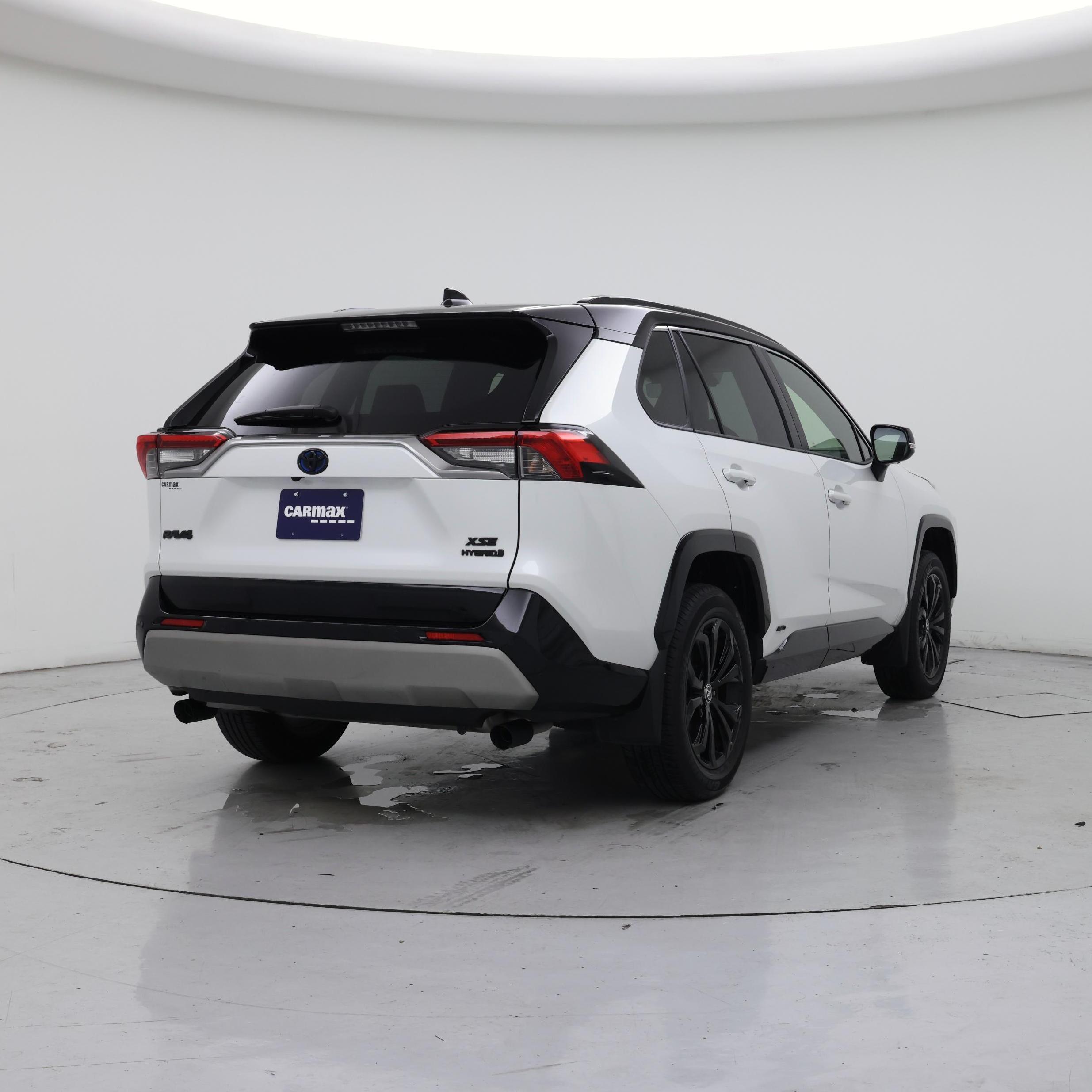 Thumbnail: 2024 Toyota RAV4 - 8