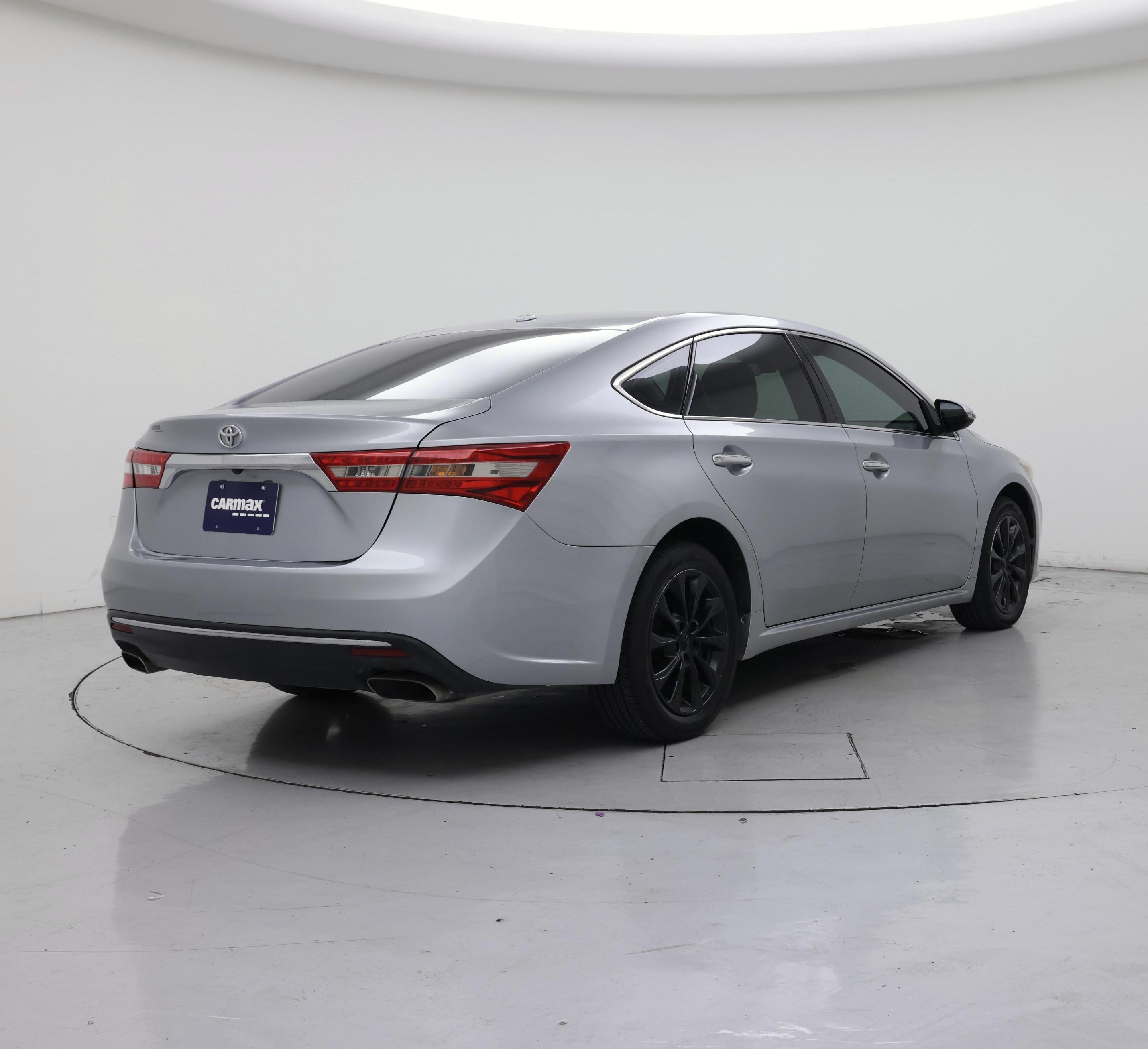 Thumbnail: 2017 Toyota Avalon - 8