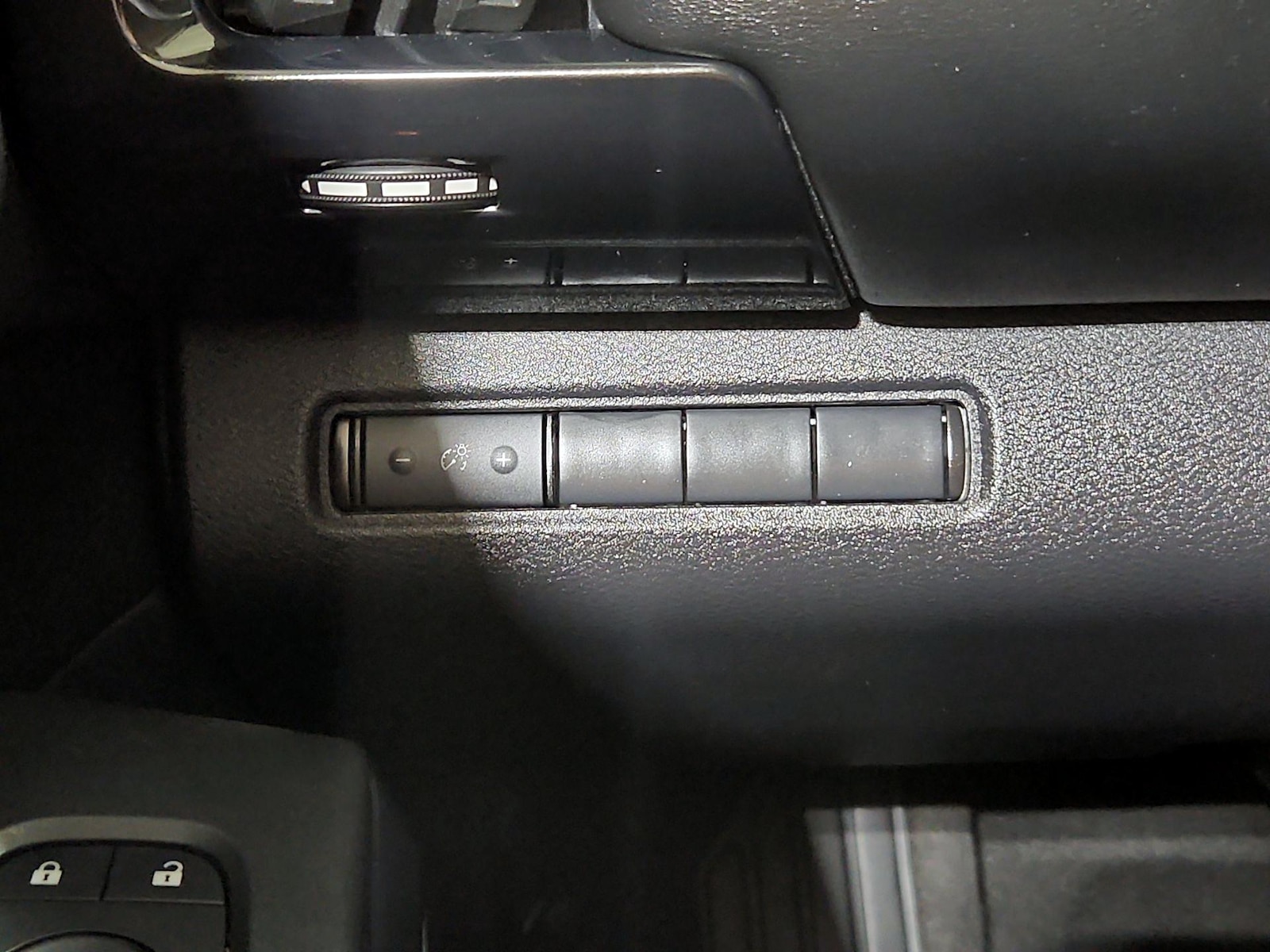 2024 Nissan Pathfinder S - Photo 14