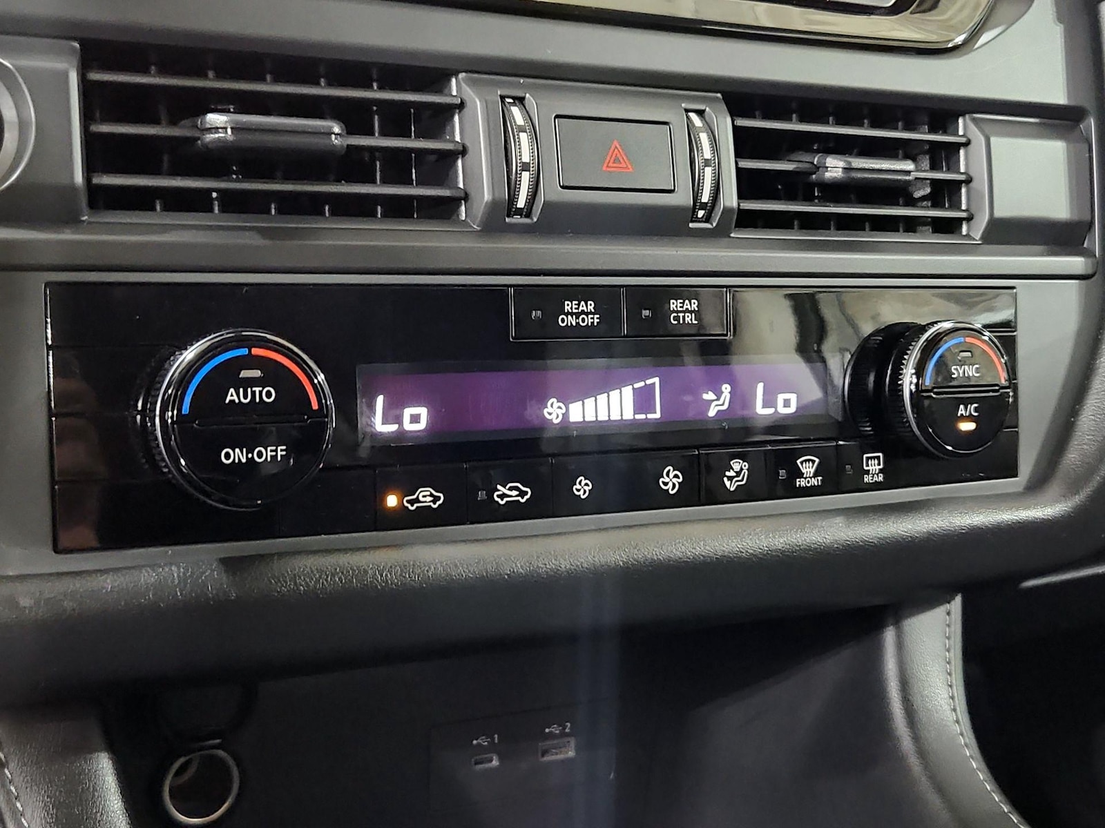 2024 Nissan Pathfinder S - Photo 17