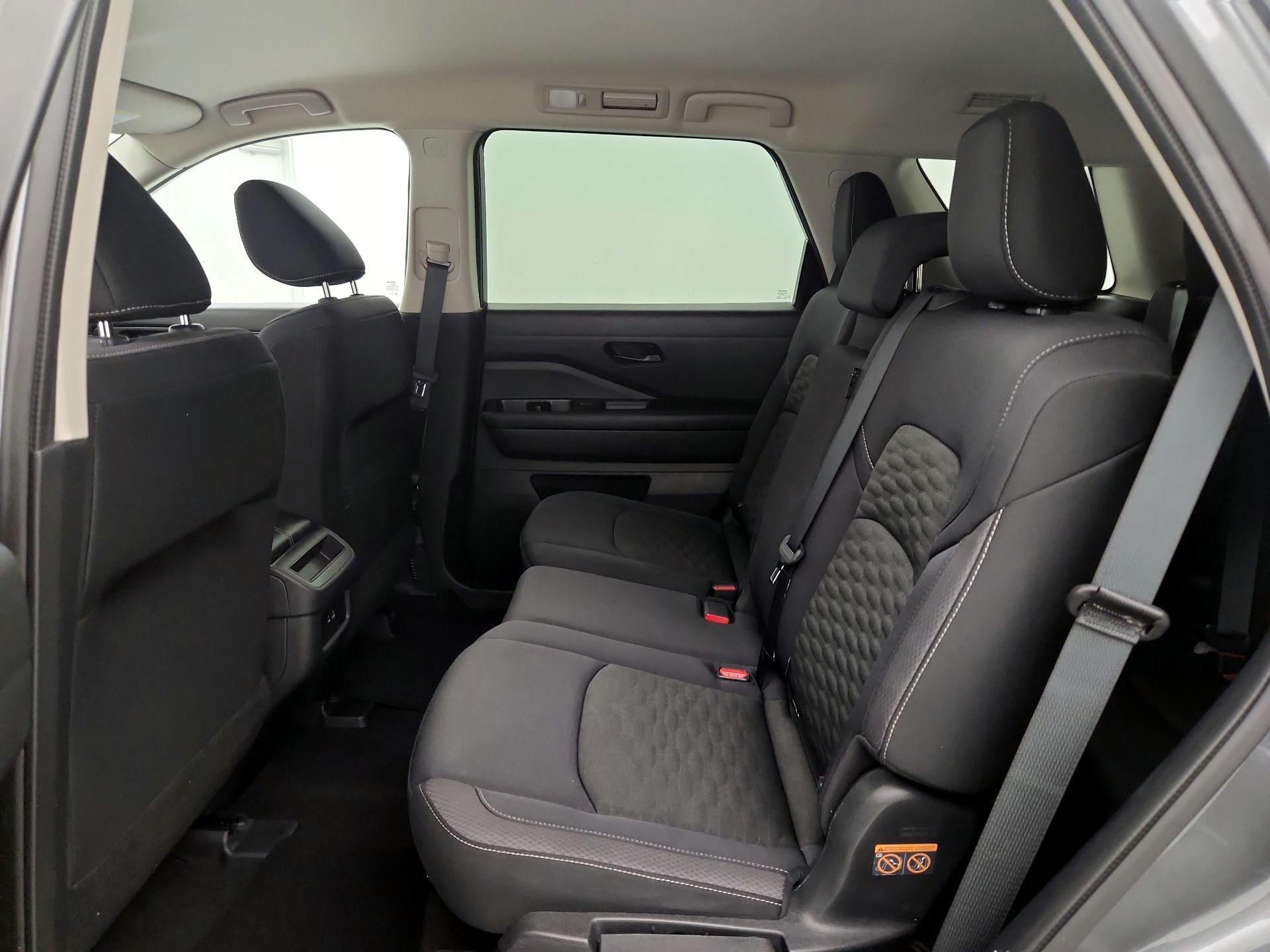 Thumbnail: 2024 Nissan Pathfinder - 19
