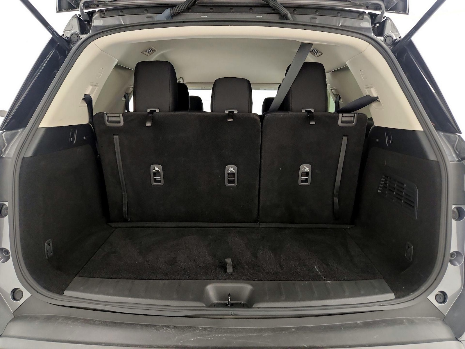 2024 Nissan Pathfinder S - Photo 22