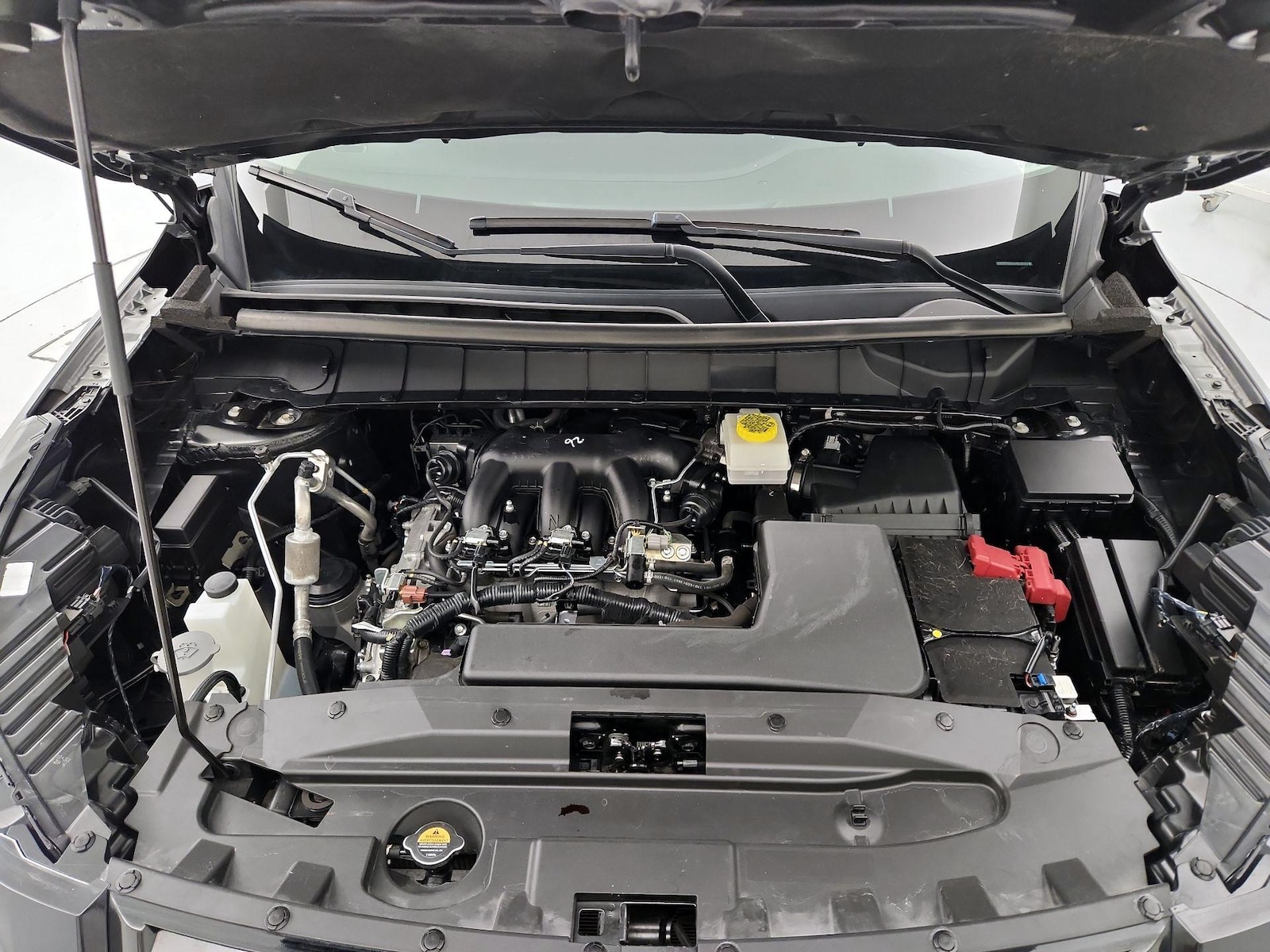 2024 Nissan Pathfinder S - Photo 23