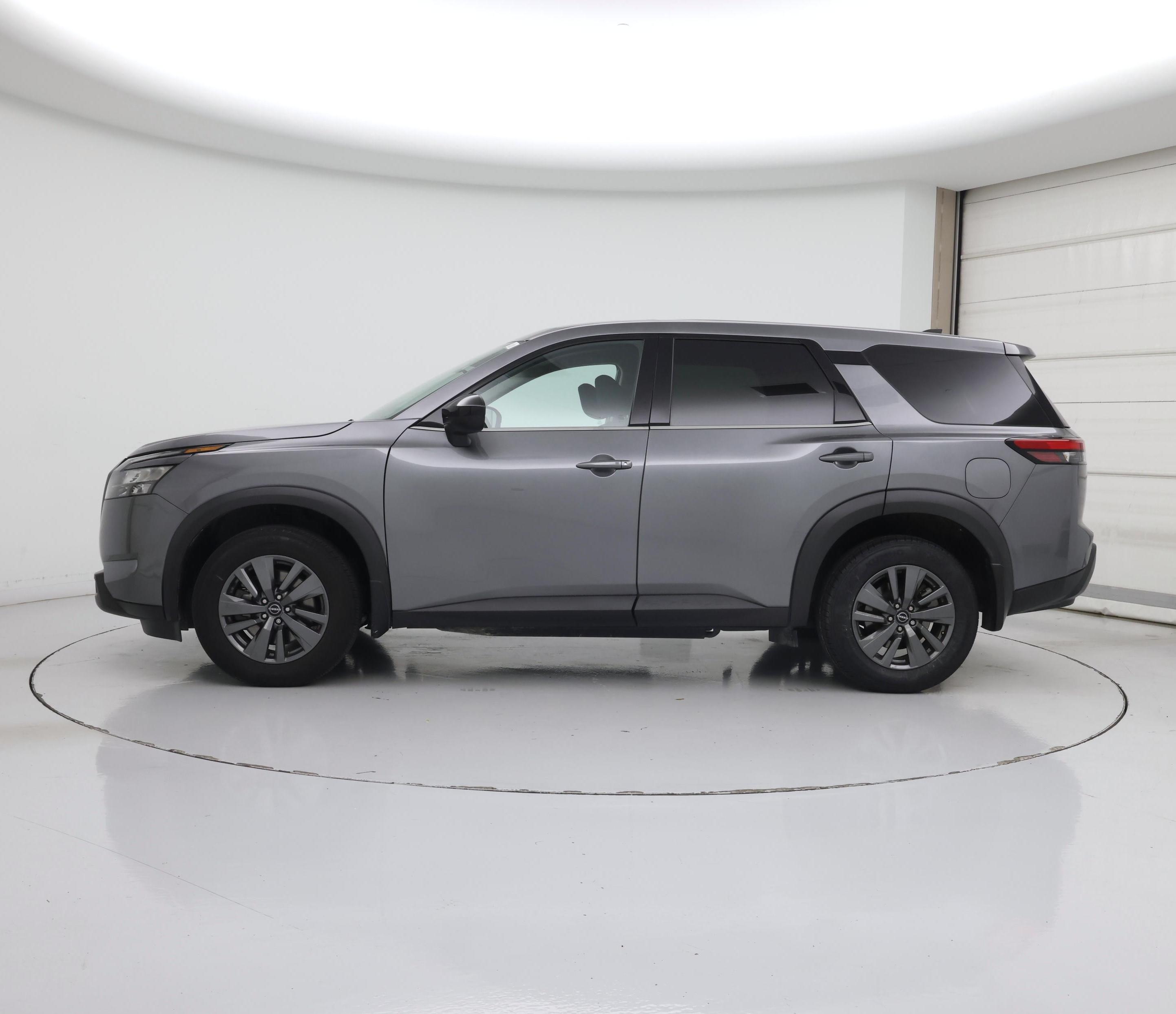 Thumbnail: 2024 Nissan Pathfinder - 3
