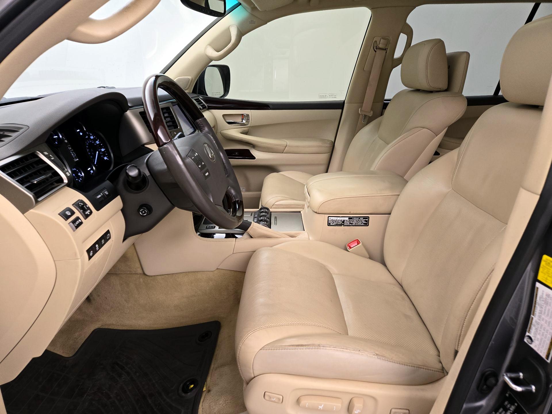 Thumbnail: 2015 Lexus LX - 11
