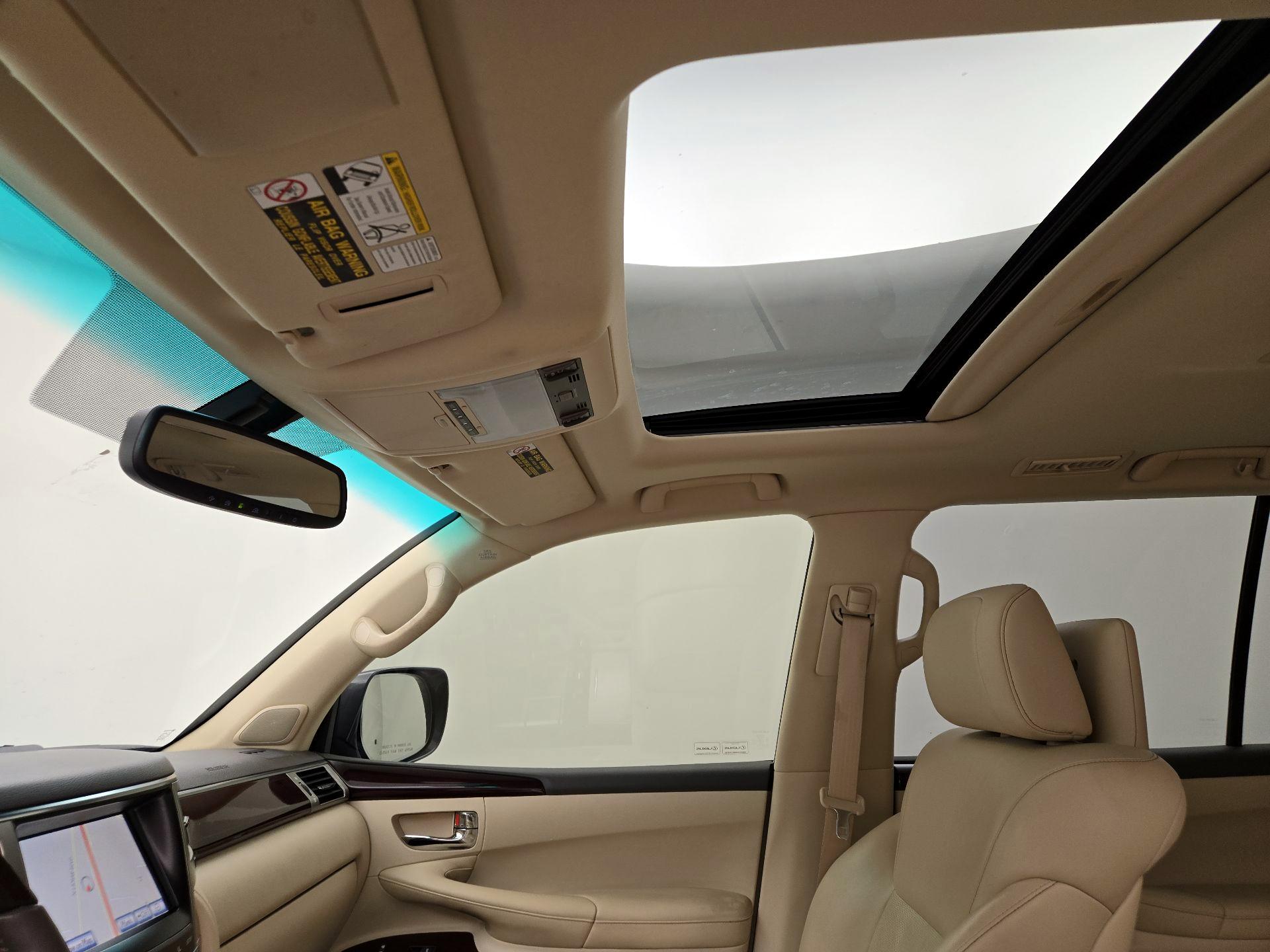 Thumbnail: 2015 Lexus LX - 20