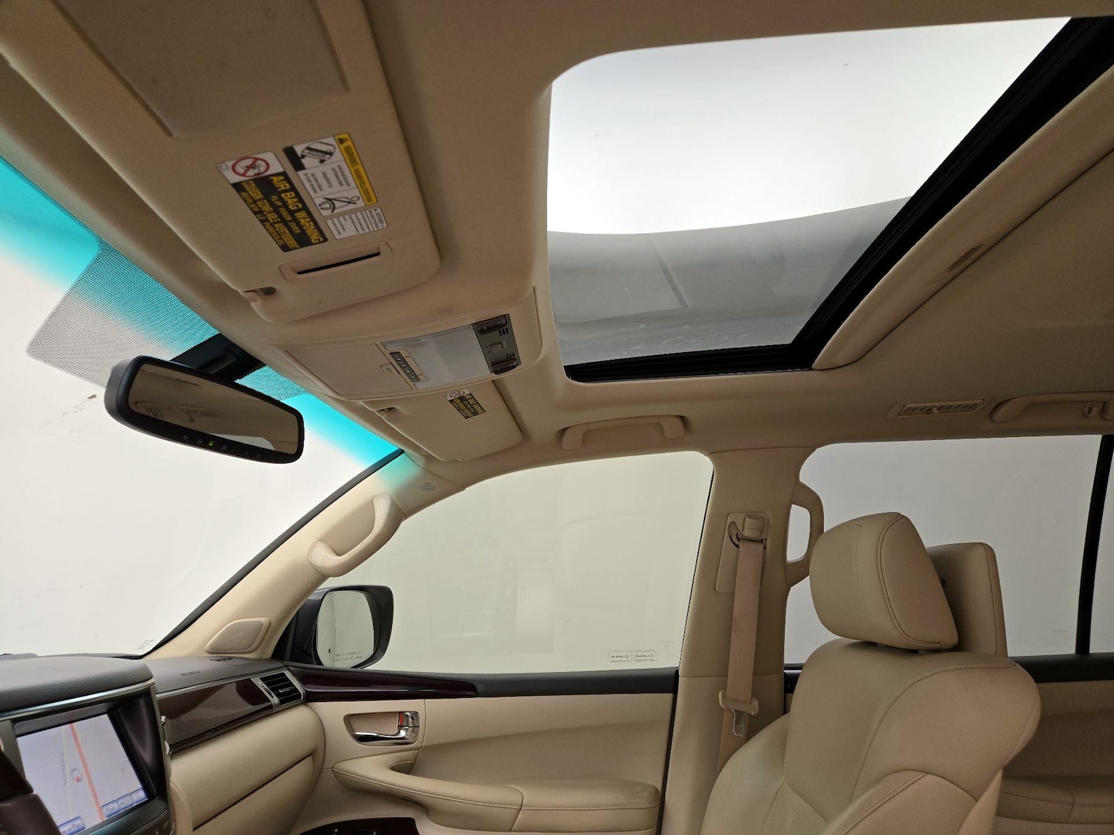 Sunroof(s) & Overhead Airbags
