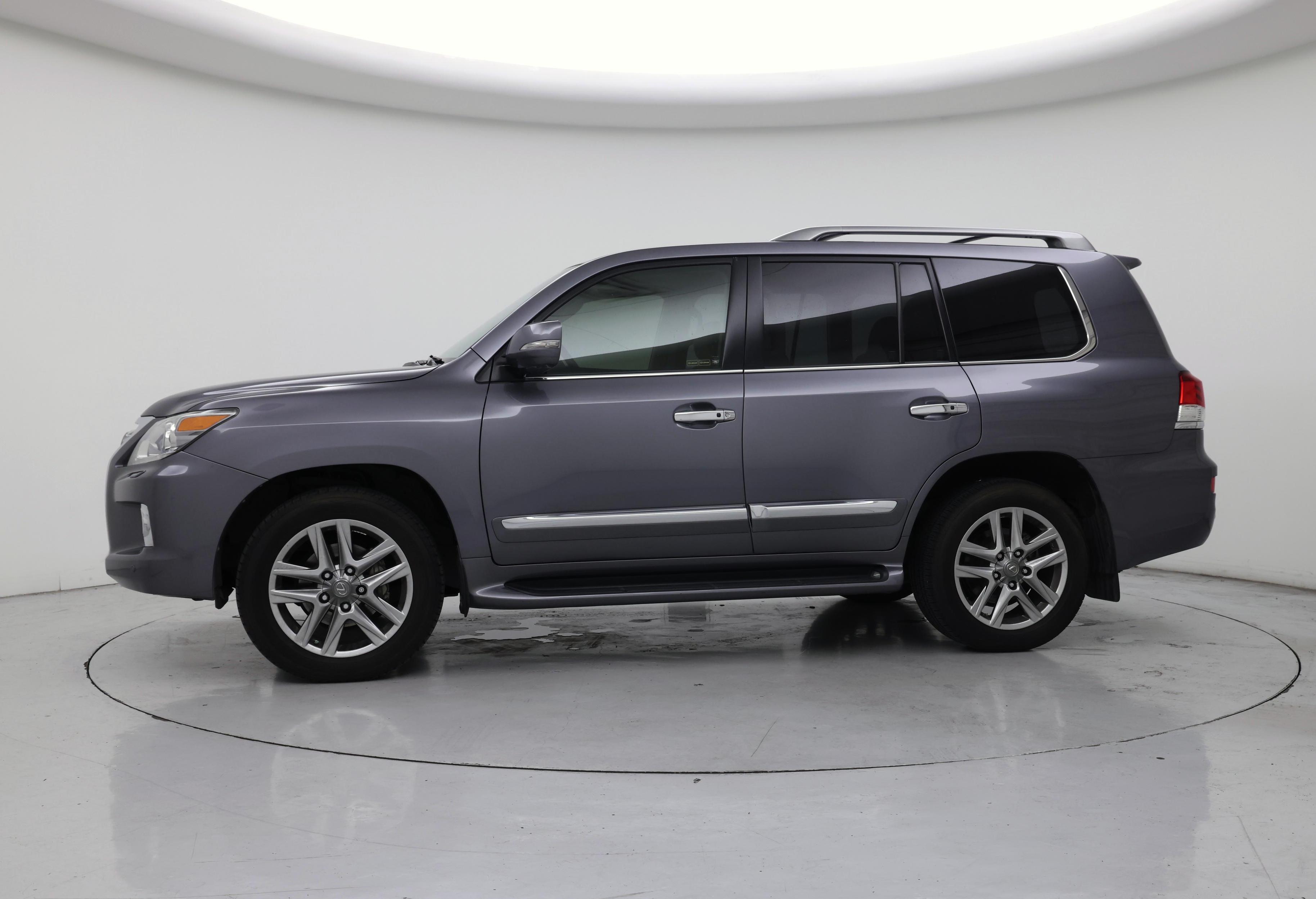 Thumbnail: 2015 Lexus LX - 3