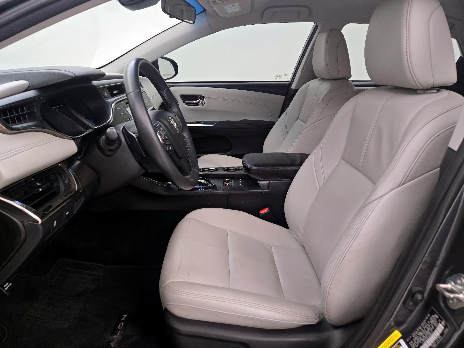 Thumbnail: 2018 Toyota Avalon - 11