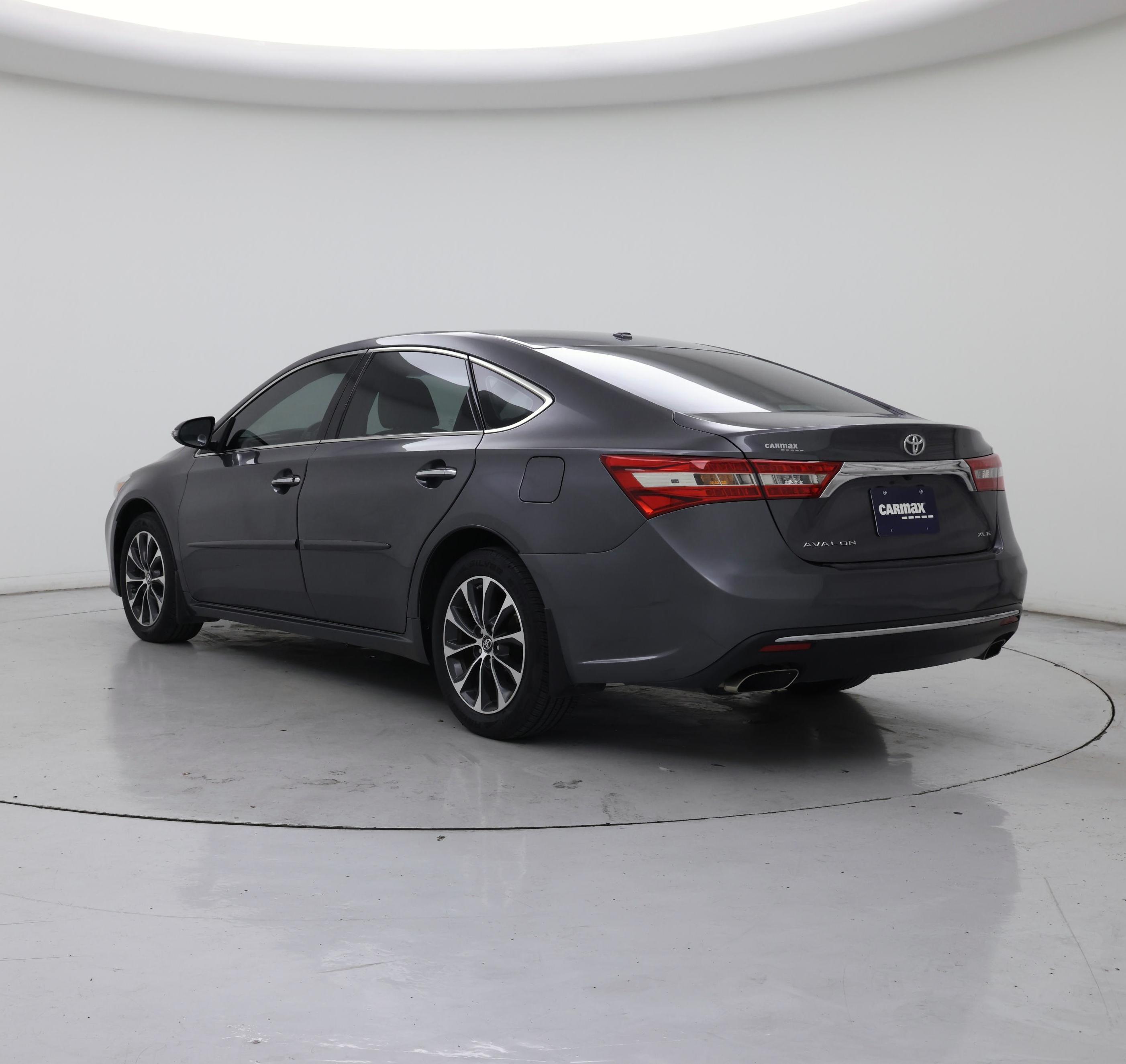 Thumbnail: 2018 Toyota Avalon - 2