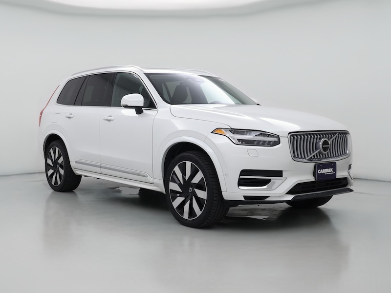 2024 Volvo XC90 Recharge T8 Plus Bright Theme