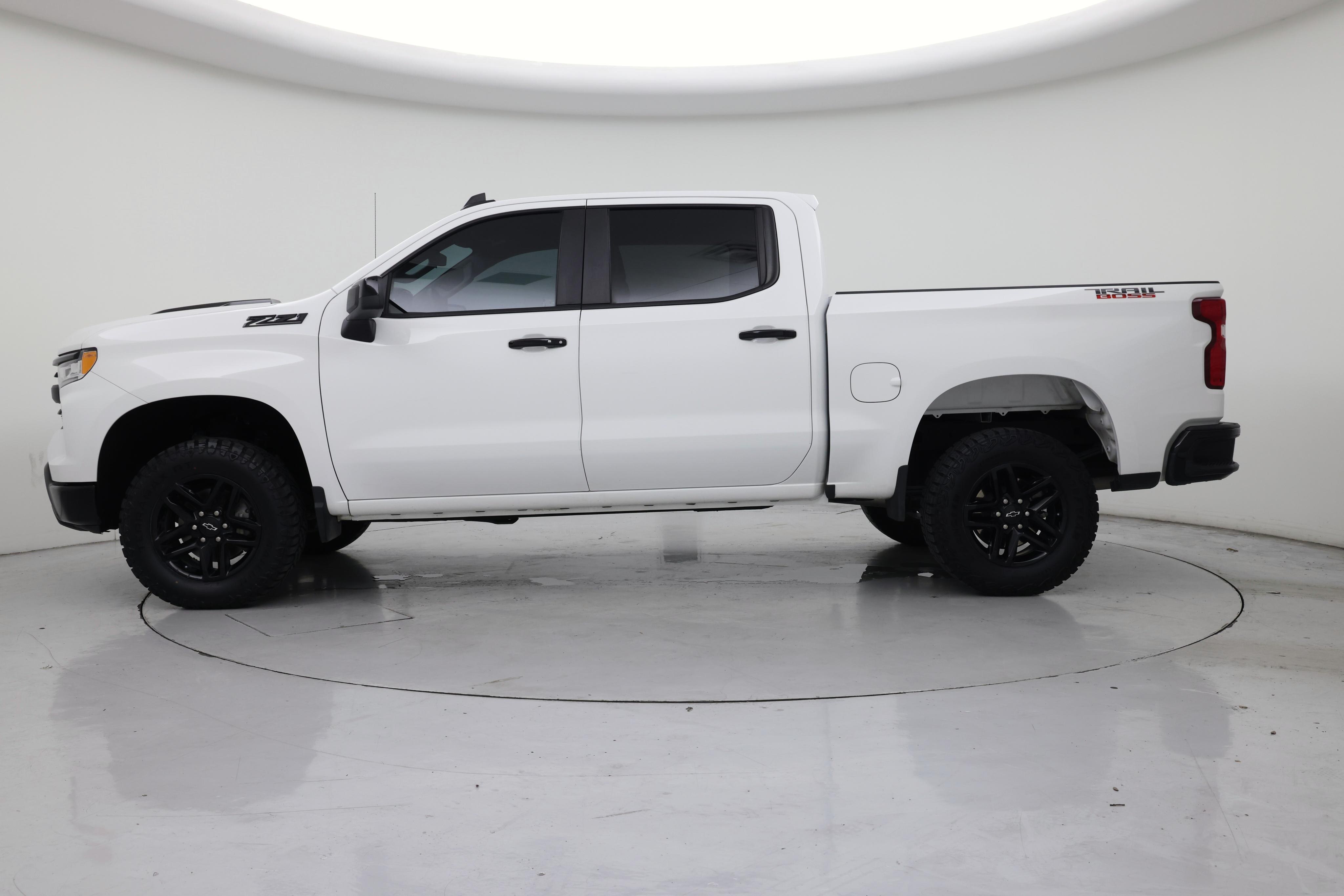 Thumbnail: 2025 Chevrolet Silverado 1500 - 3