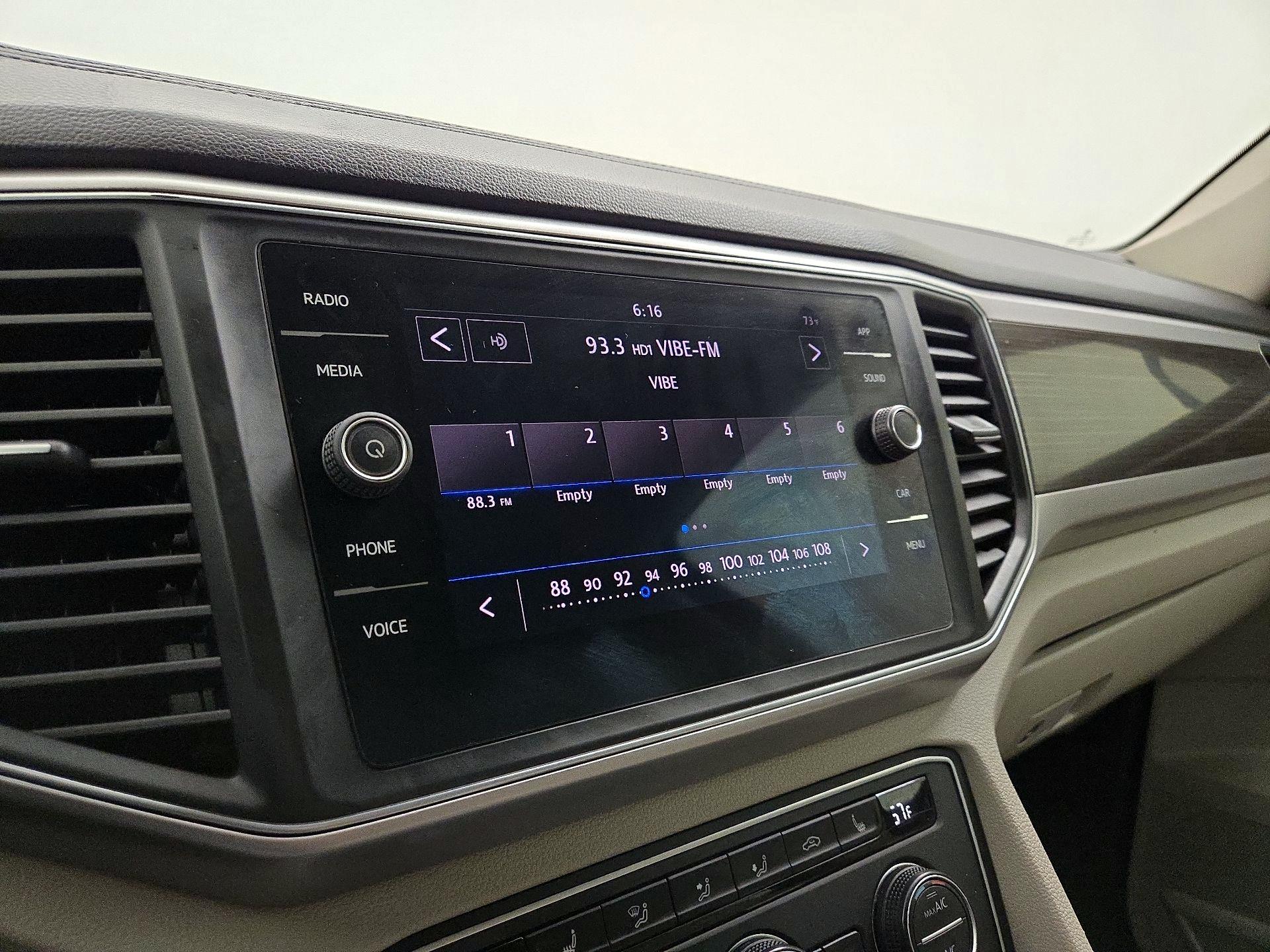 Thumbnail: 2018 Volkswagen Atlas - 15