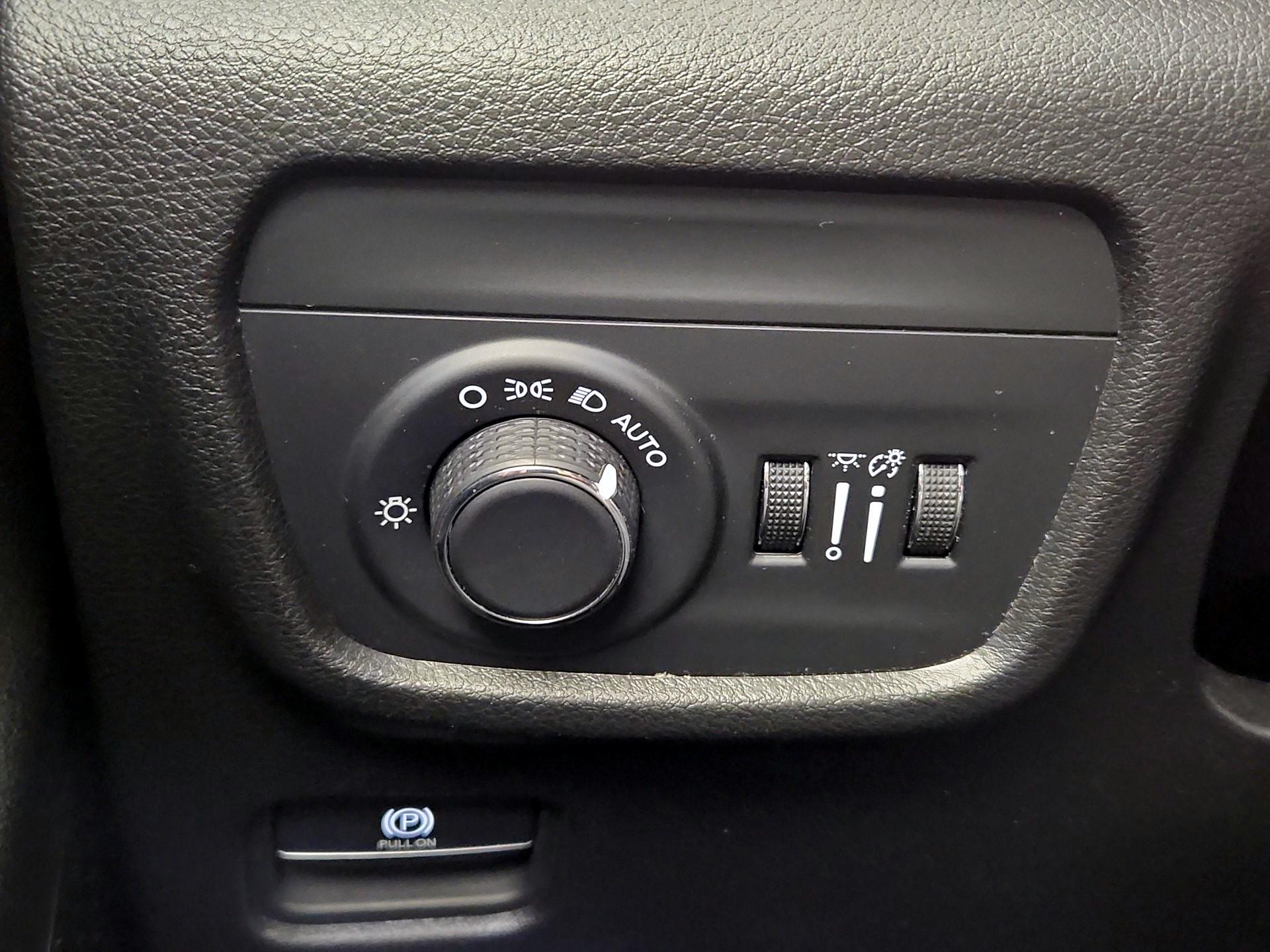 Thumbnail: 2024 Jeep Grand Cherokee - 13