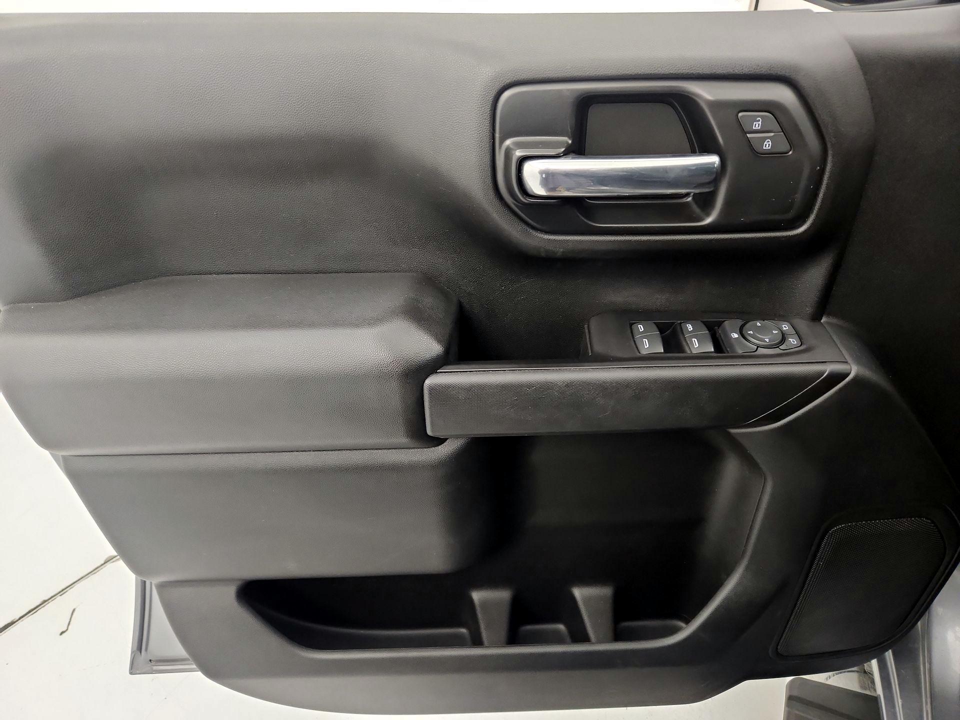Thumbnail: 2022 Chevrolet Silverado 1500 - 12