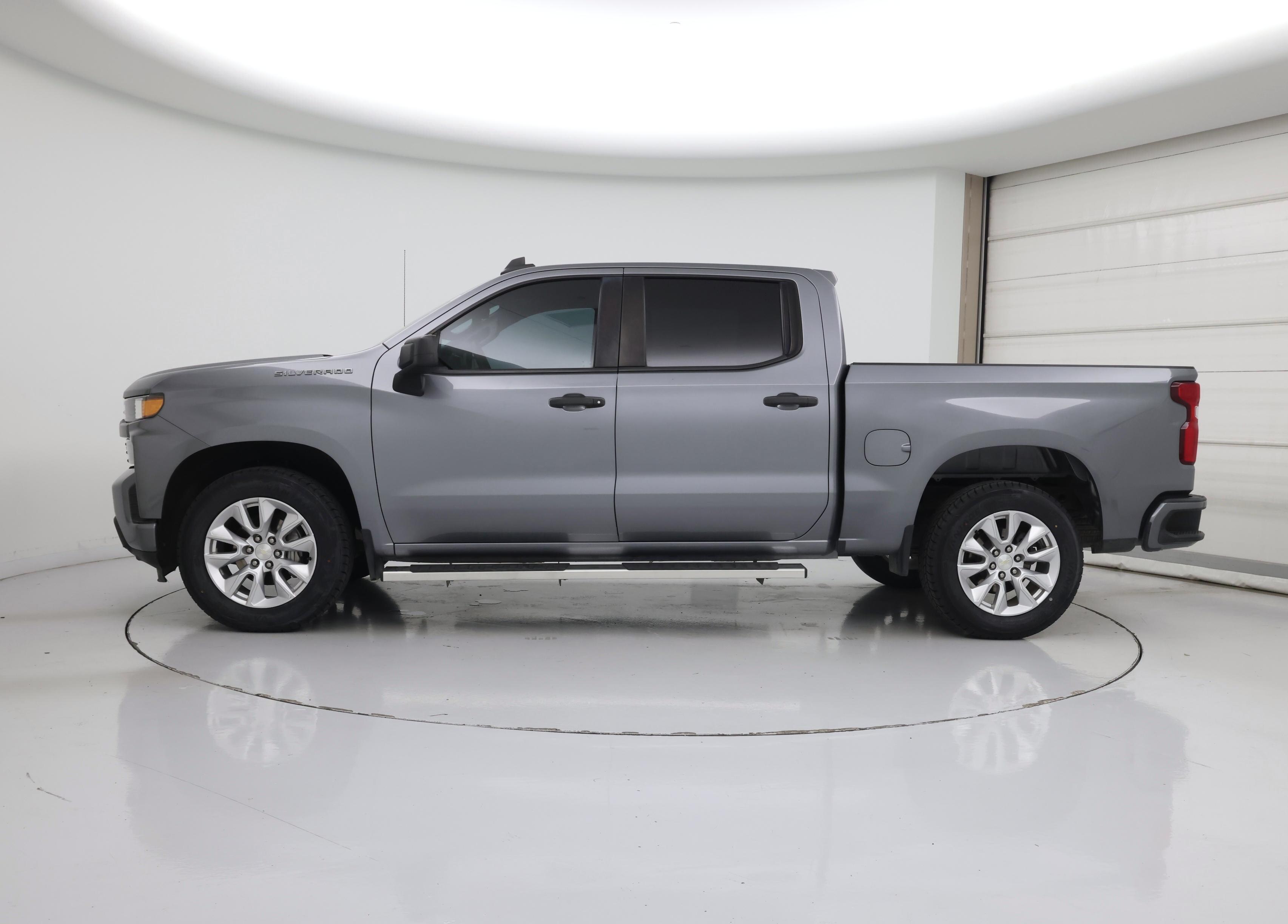 Thumbnail: 2022 Chevrolet Silverado 1500 - 3