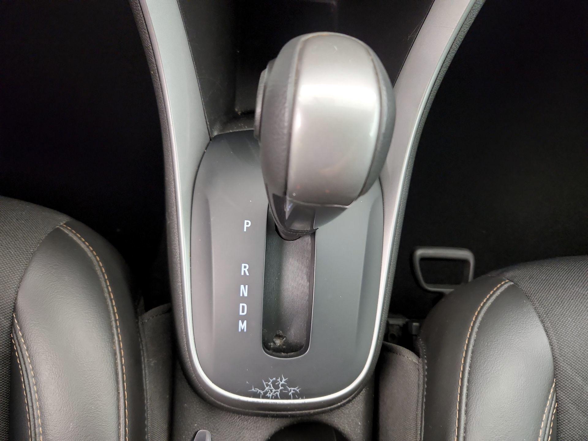 Thumbnail: 2022 Chevrolet Trax - 17