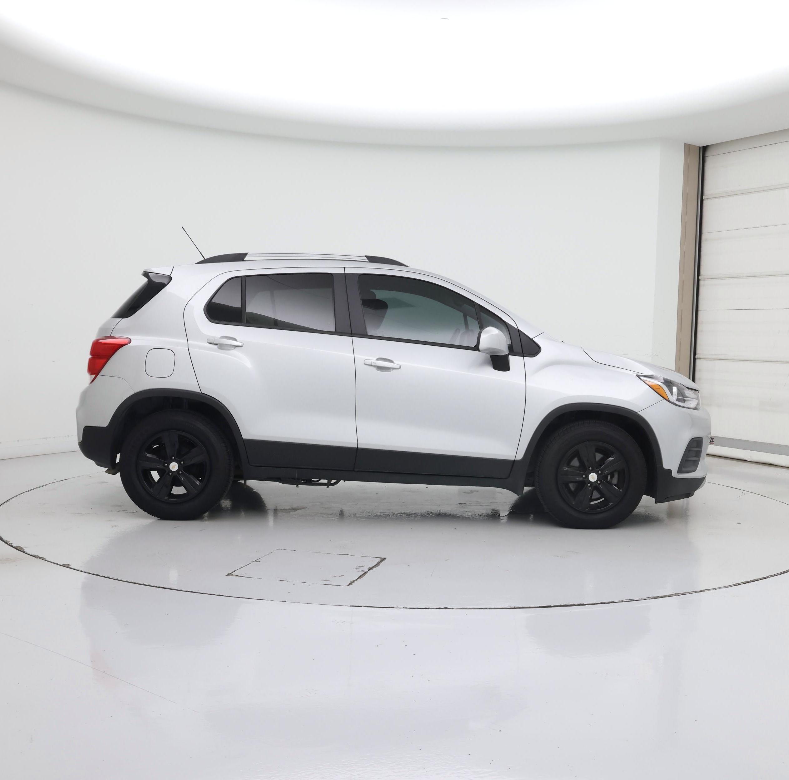 Thumbnail: 2022 Chevrolet Trax - 7