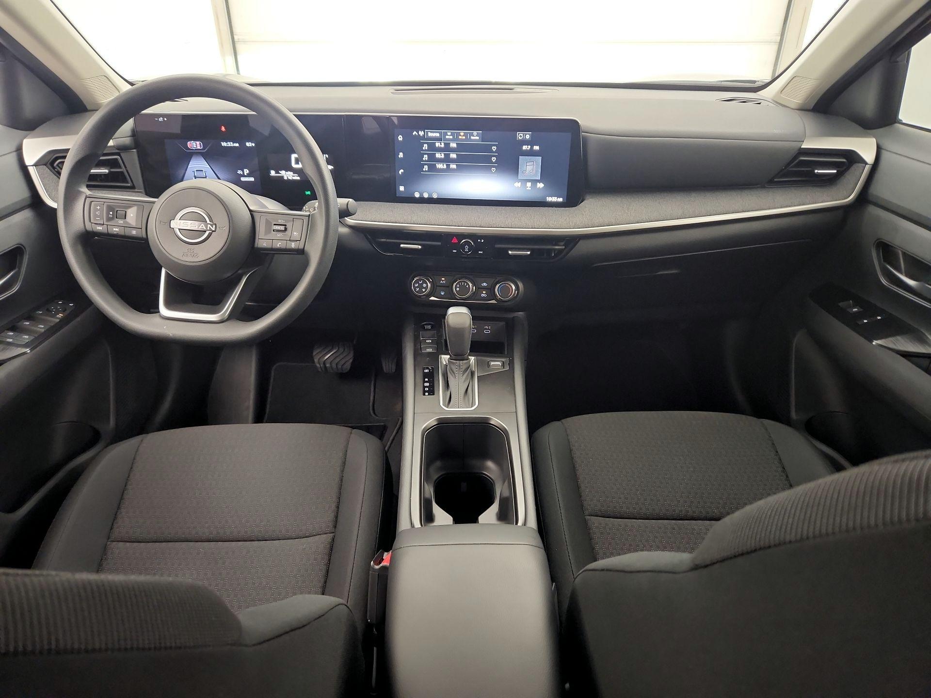 Thumbnail: 2026 Nissan Kicks - 9