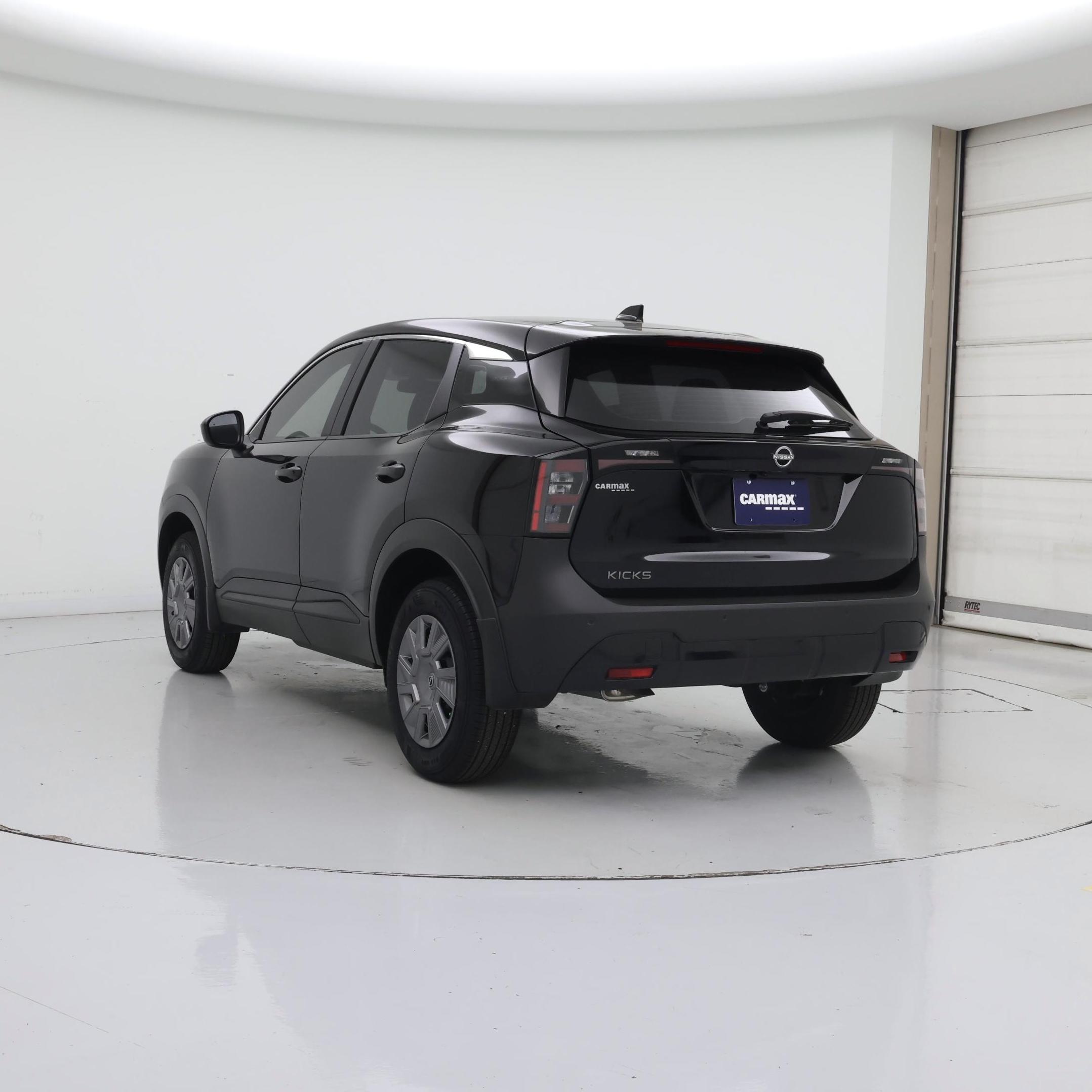 Thumbnail: 2026 Nissan Kicks - 2