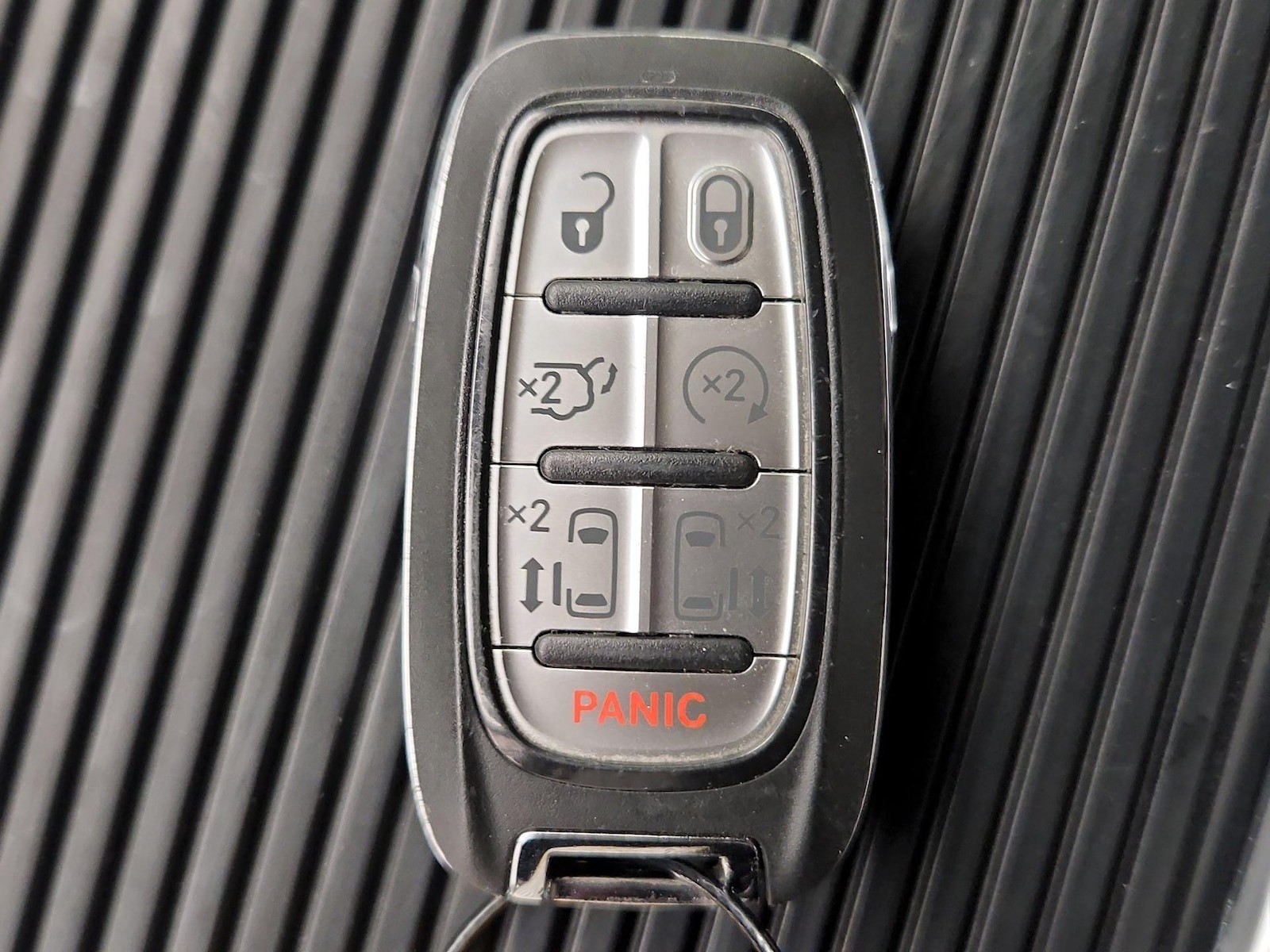 2023 Chrysler Pacifica Touring L - Photo 24