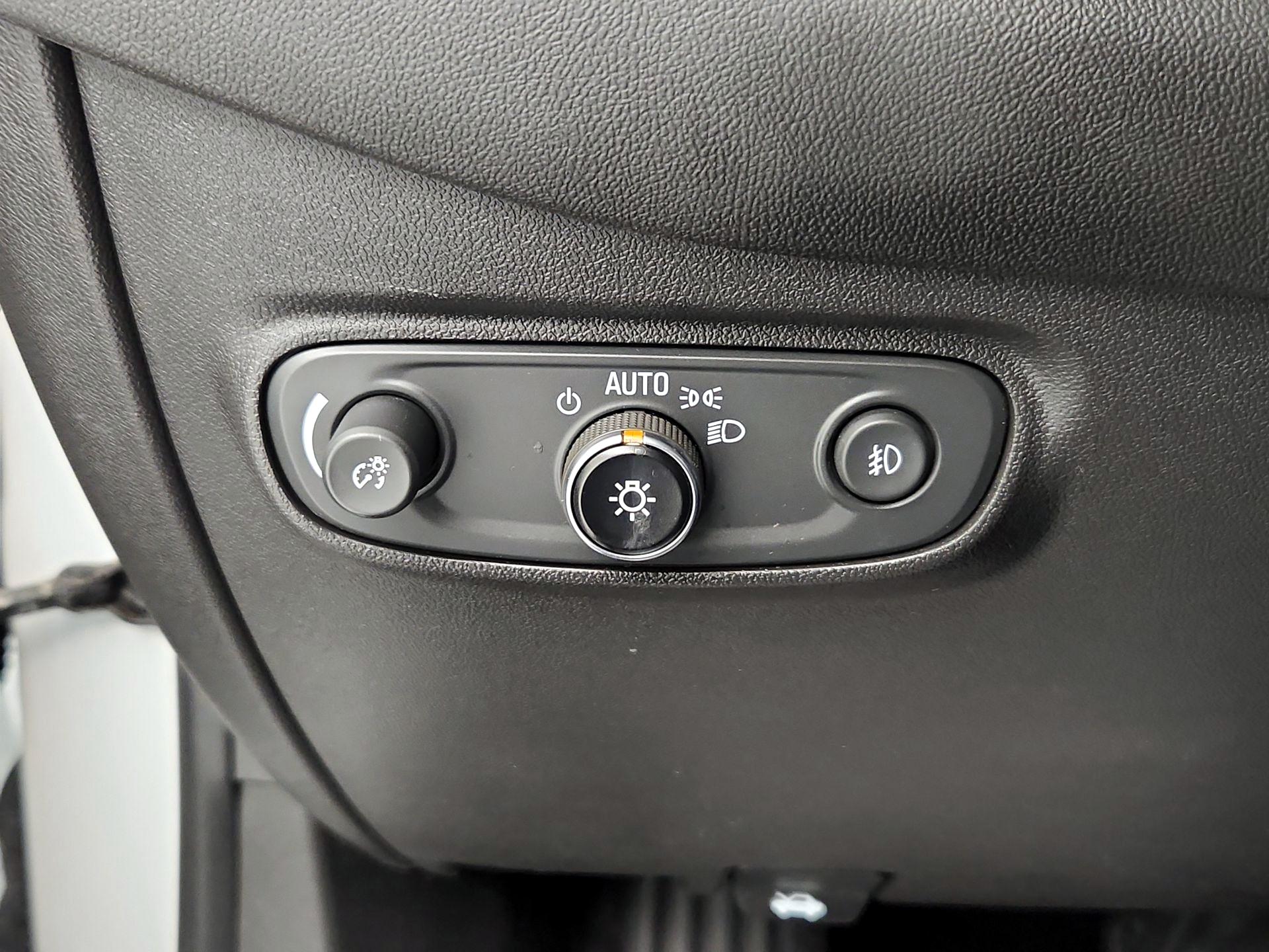 Thumbnail: 2021 Chevrolet Equinox - 13