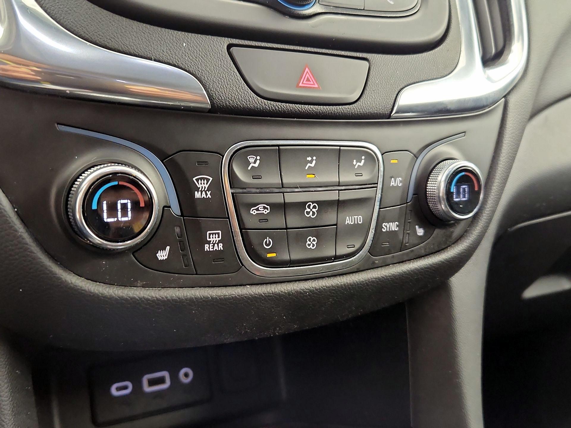 Thumbnail: 2021 Chevrolet Equinox - 16