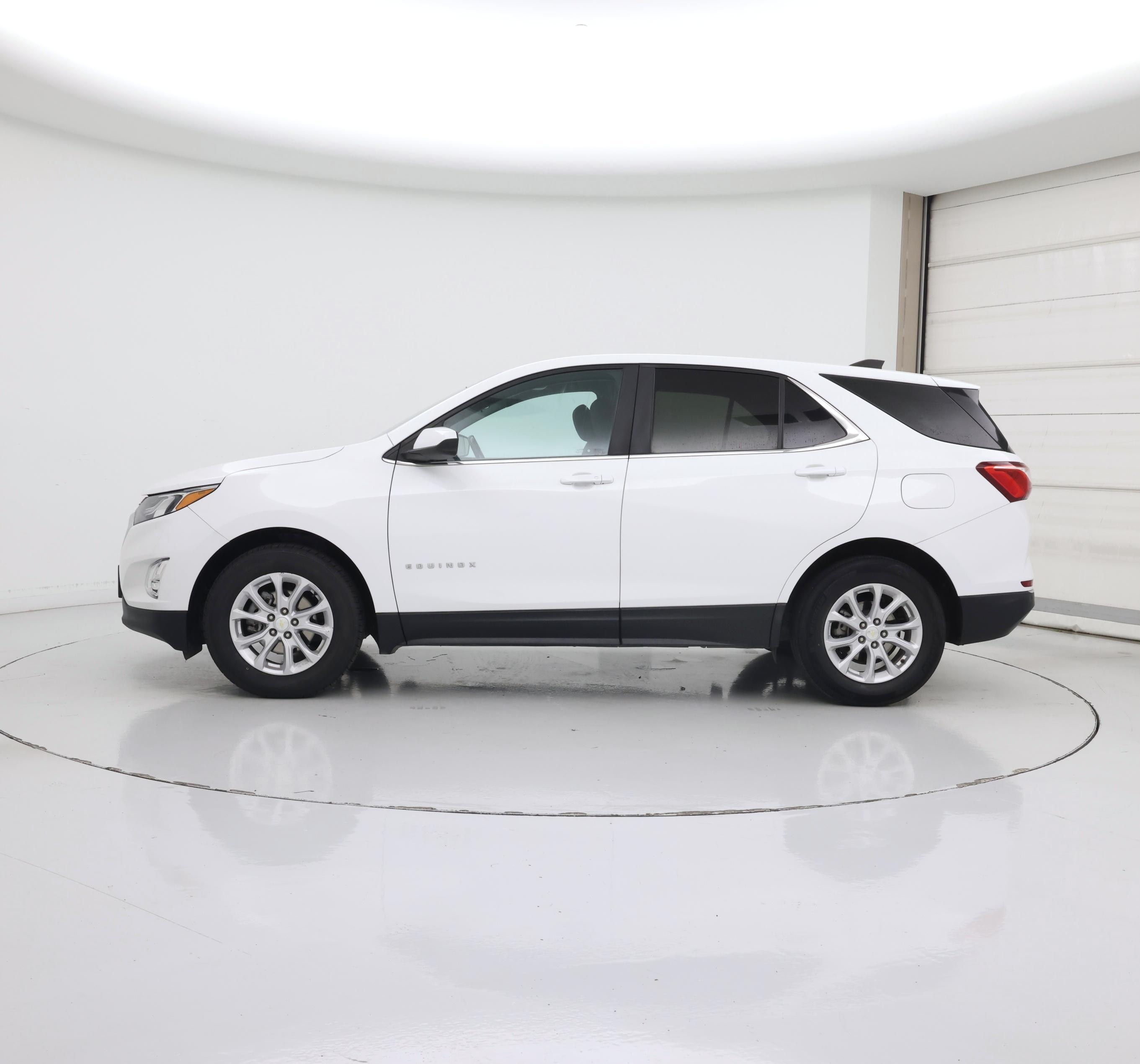 Thumbnail: 2021 Chevrolet Equinox - 3