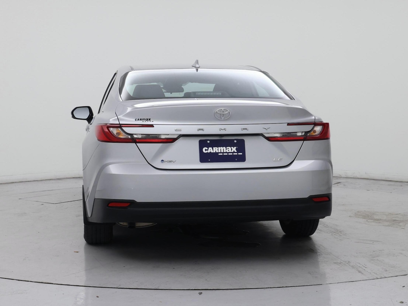 2025 Toyota Camry LE - Photo 7