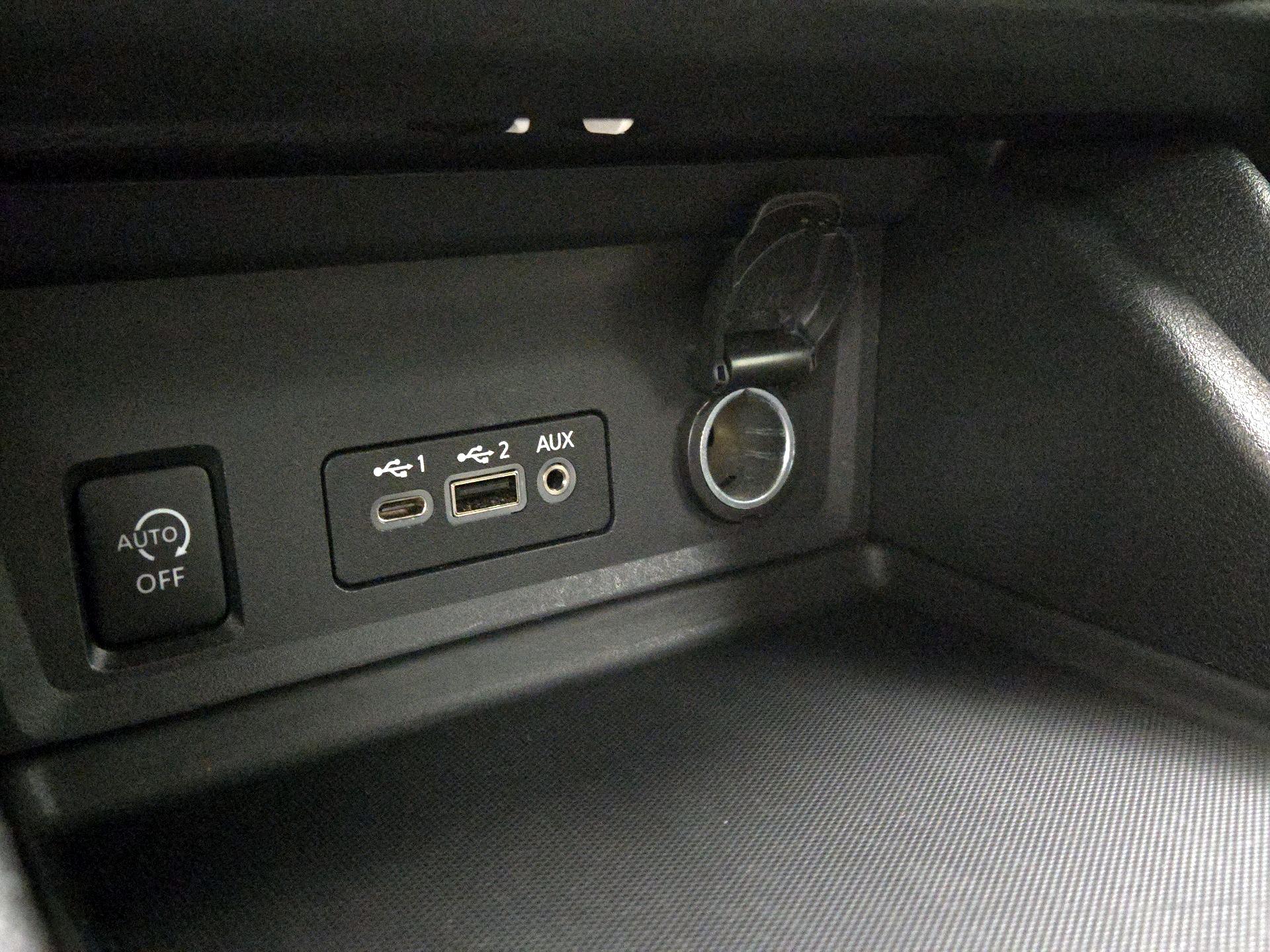 Thumbnail: 2024 Nissan Sentra - 18