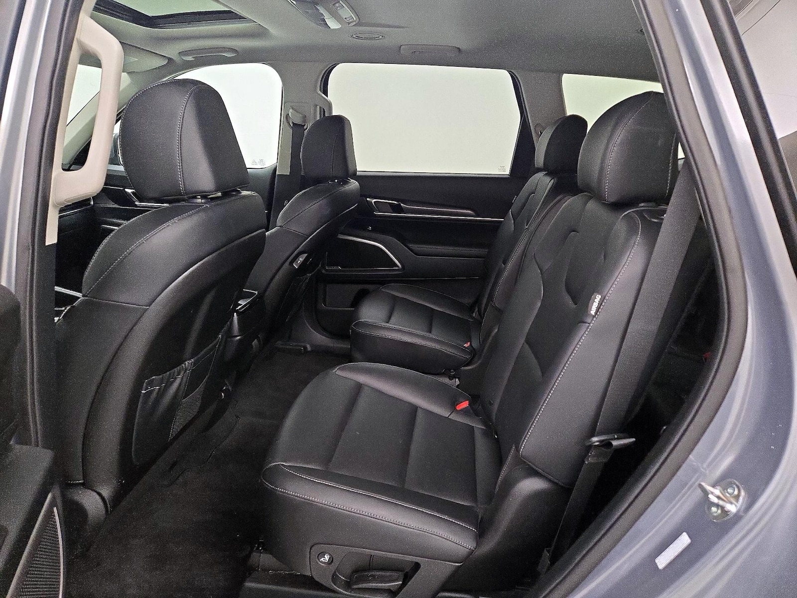 2025 Kia Telluride S - Photo 22